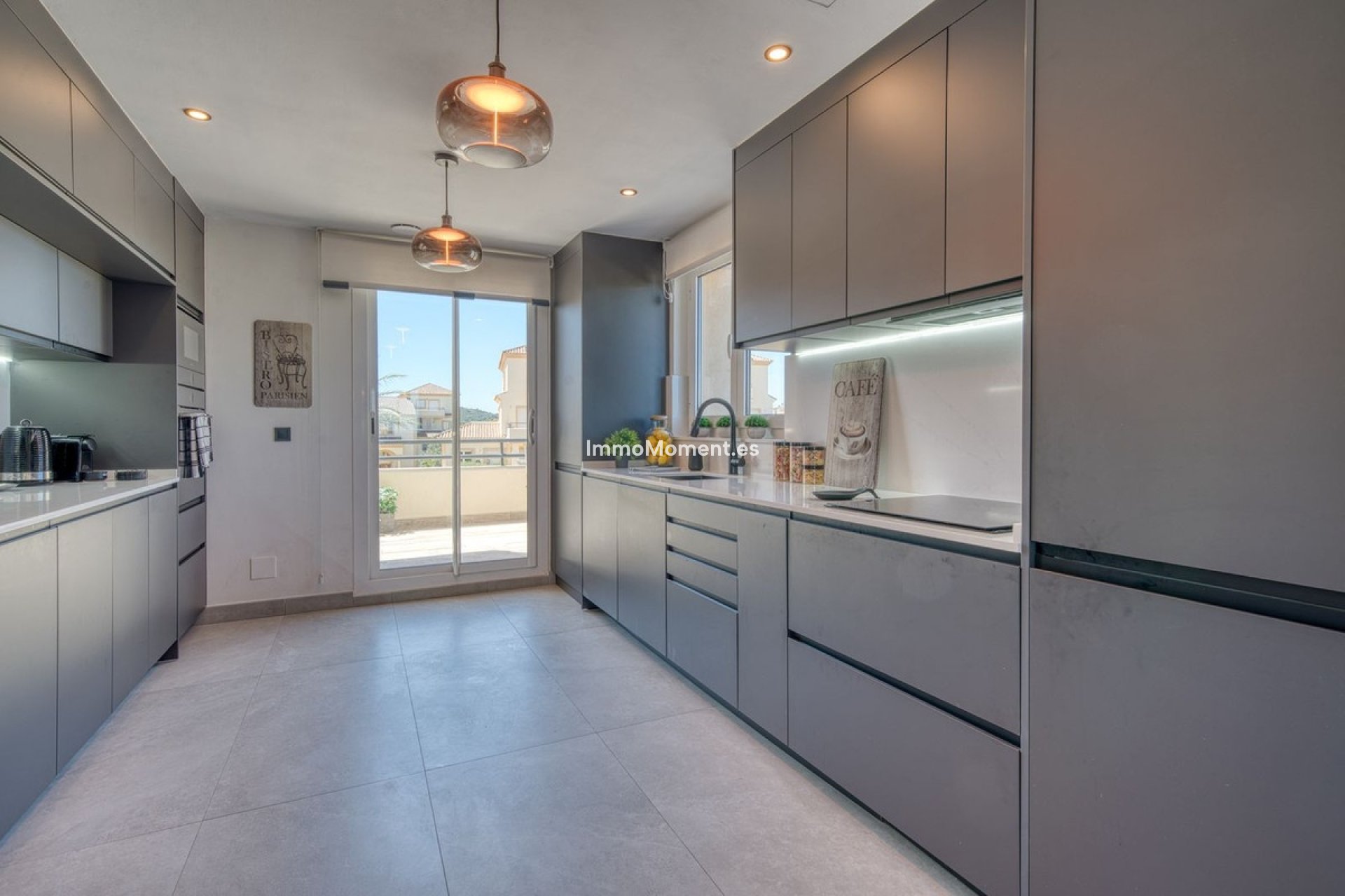 Resale - Apartment - Sotogrande - San Roque