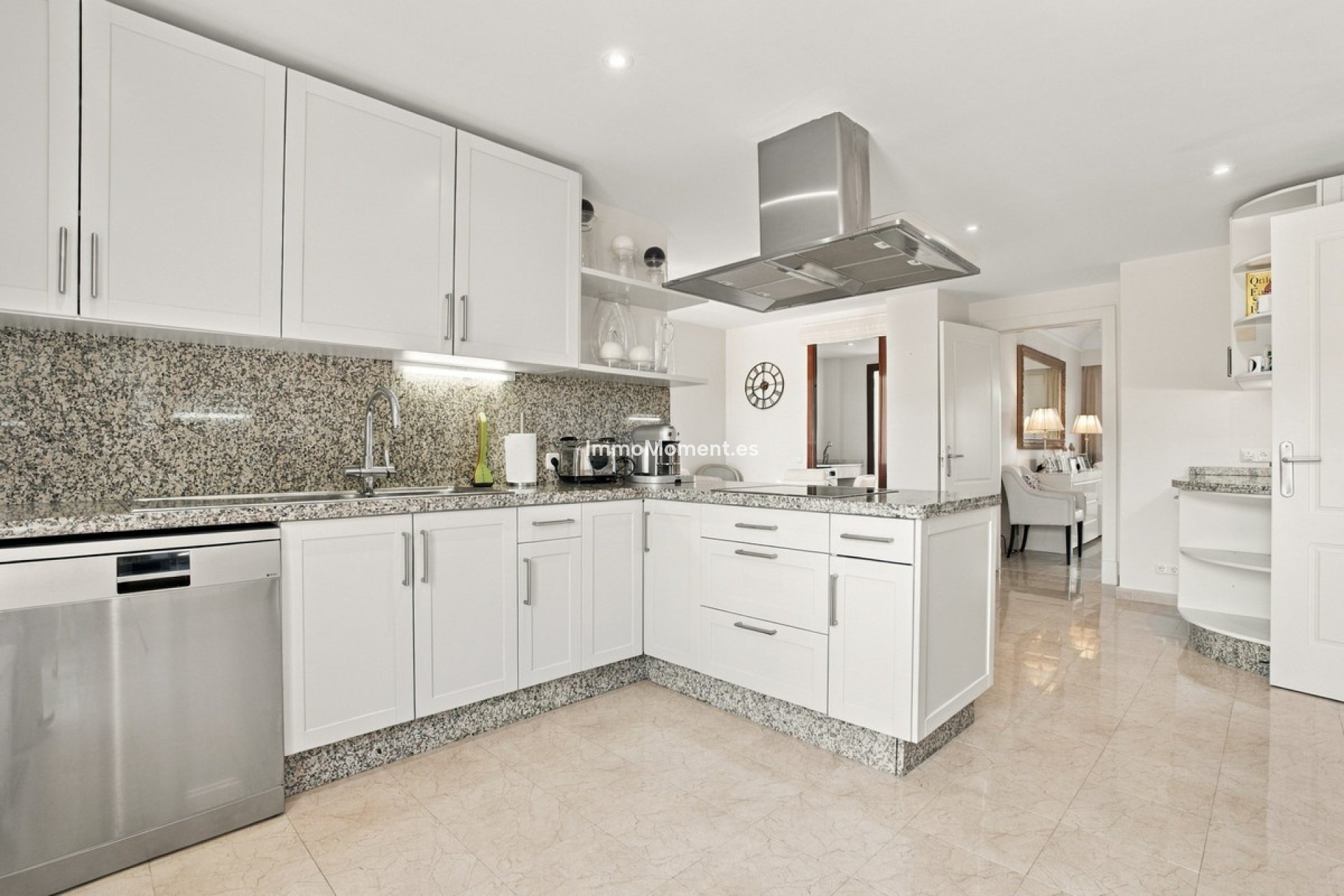 Resale - Apartment - Sotogrande - Sotogrande Alto
