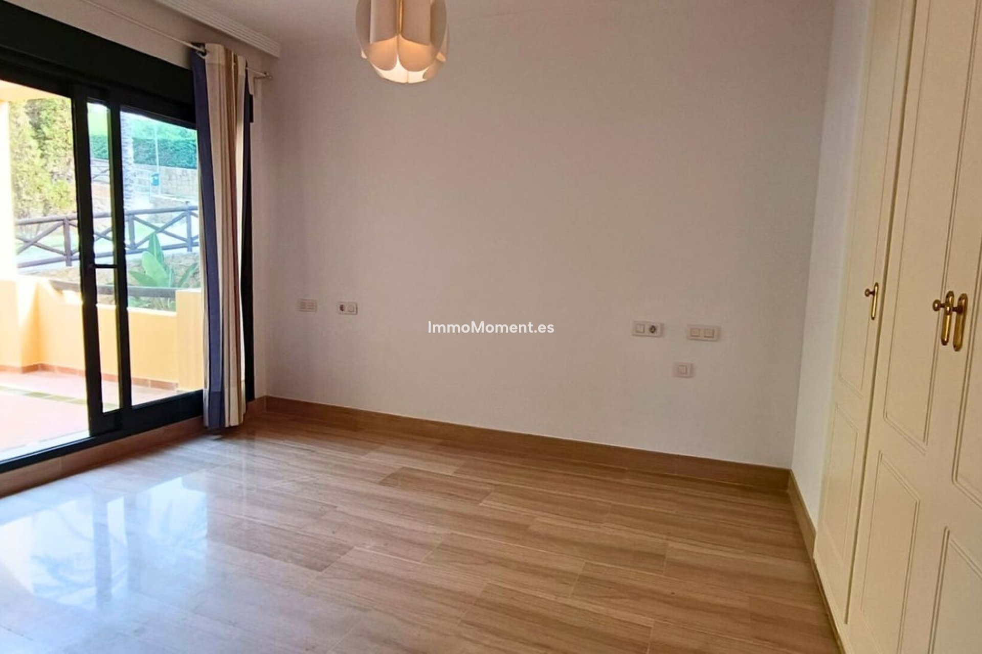 Resale - Apartment - Sotogrande - Sotogrande Alto