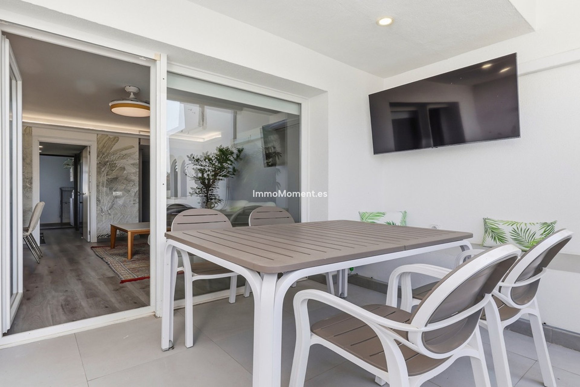 Resale - Apartment - Sotogrande - Sotogrande Costa