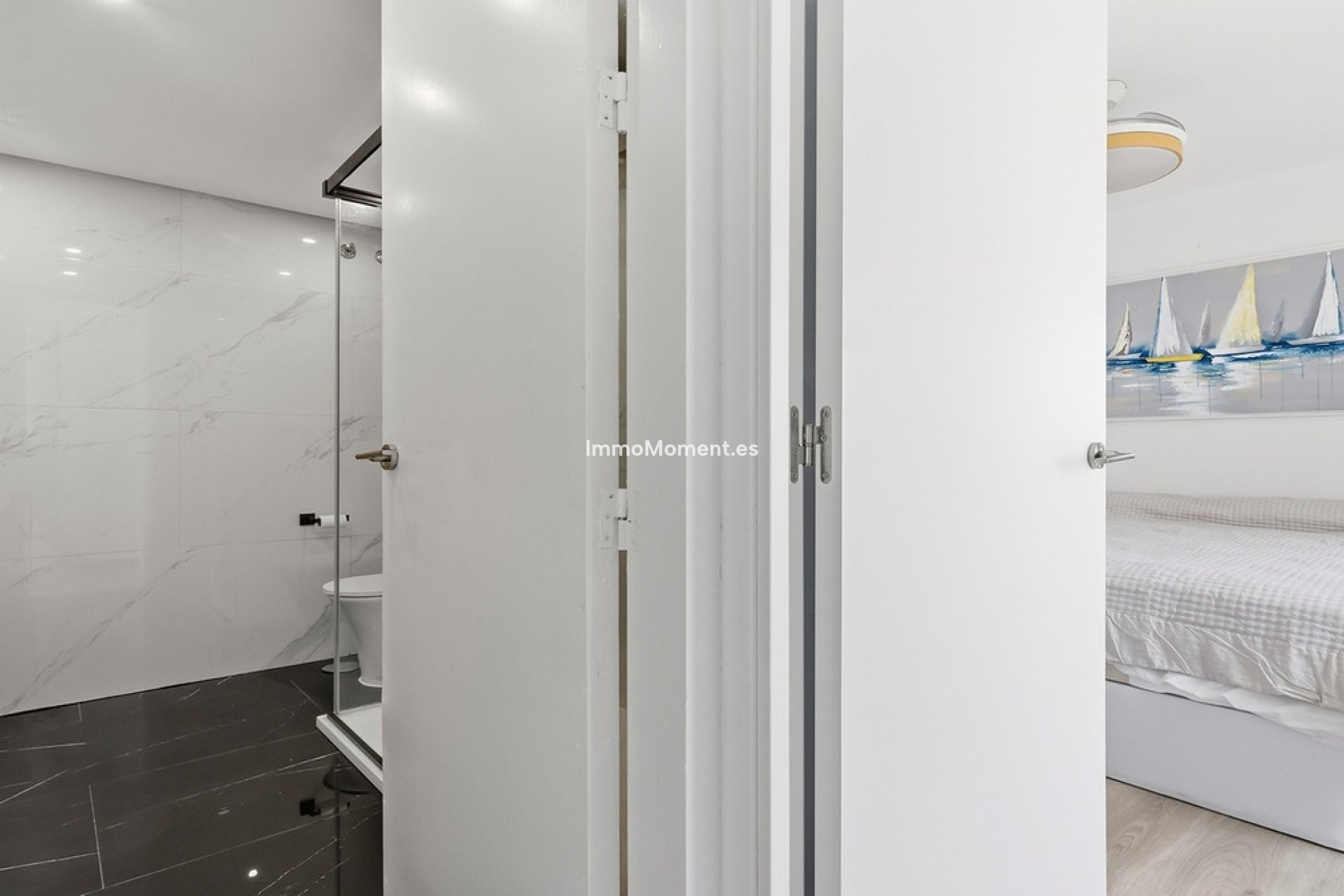 Resale - Apartment - Sotogrande - Sotogrande Costa