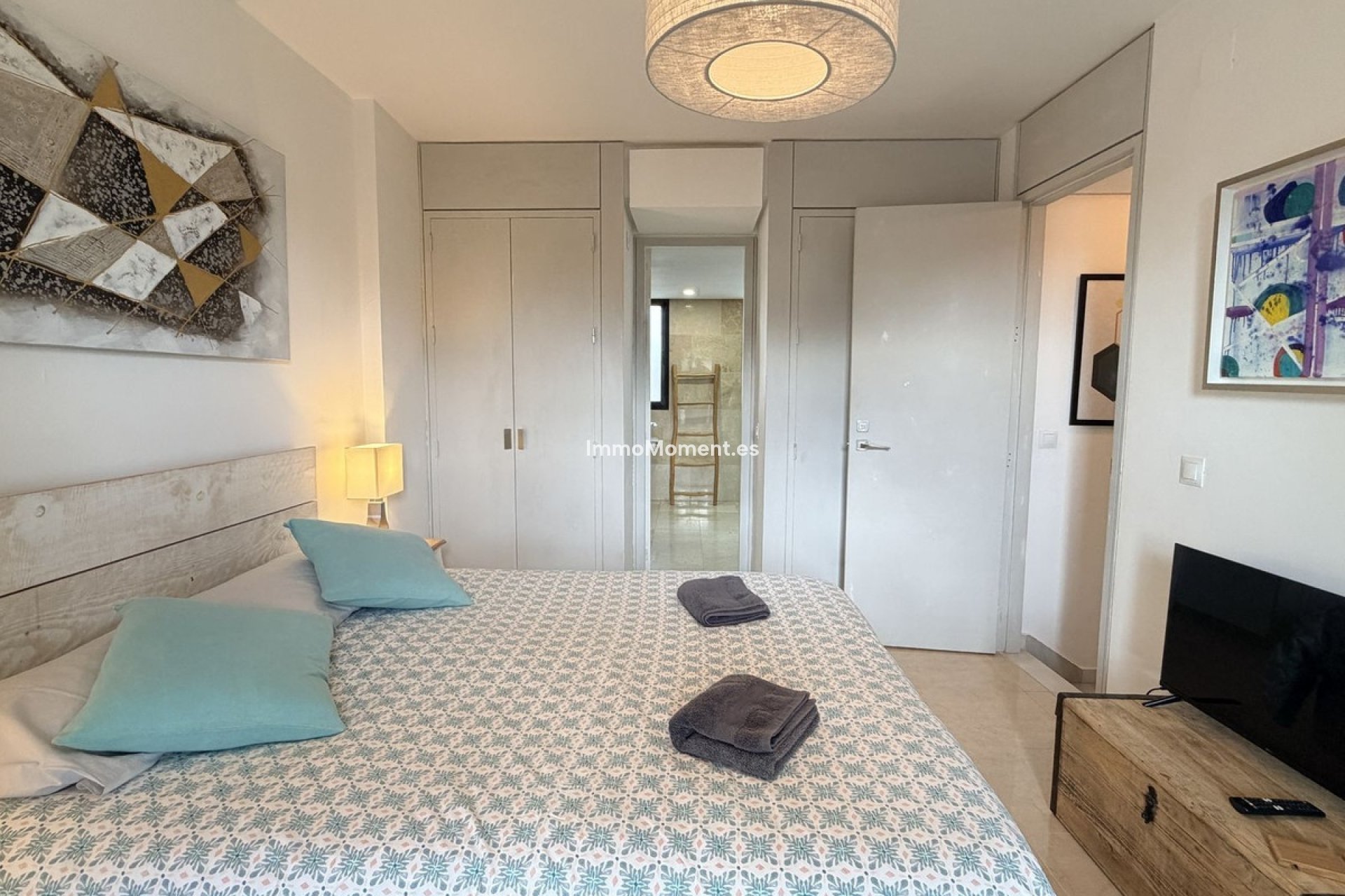 Resale - Apartment - Sotogrande - Sotogrande Costa
