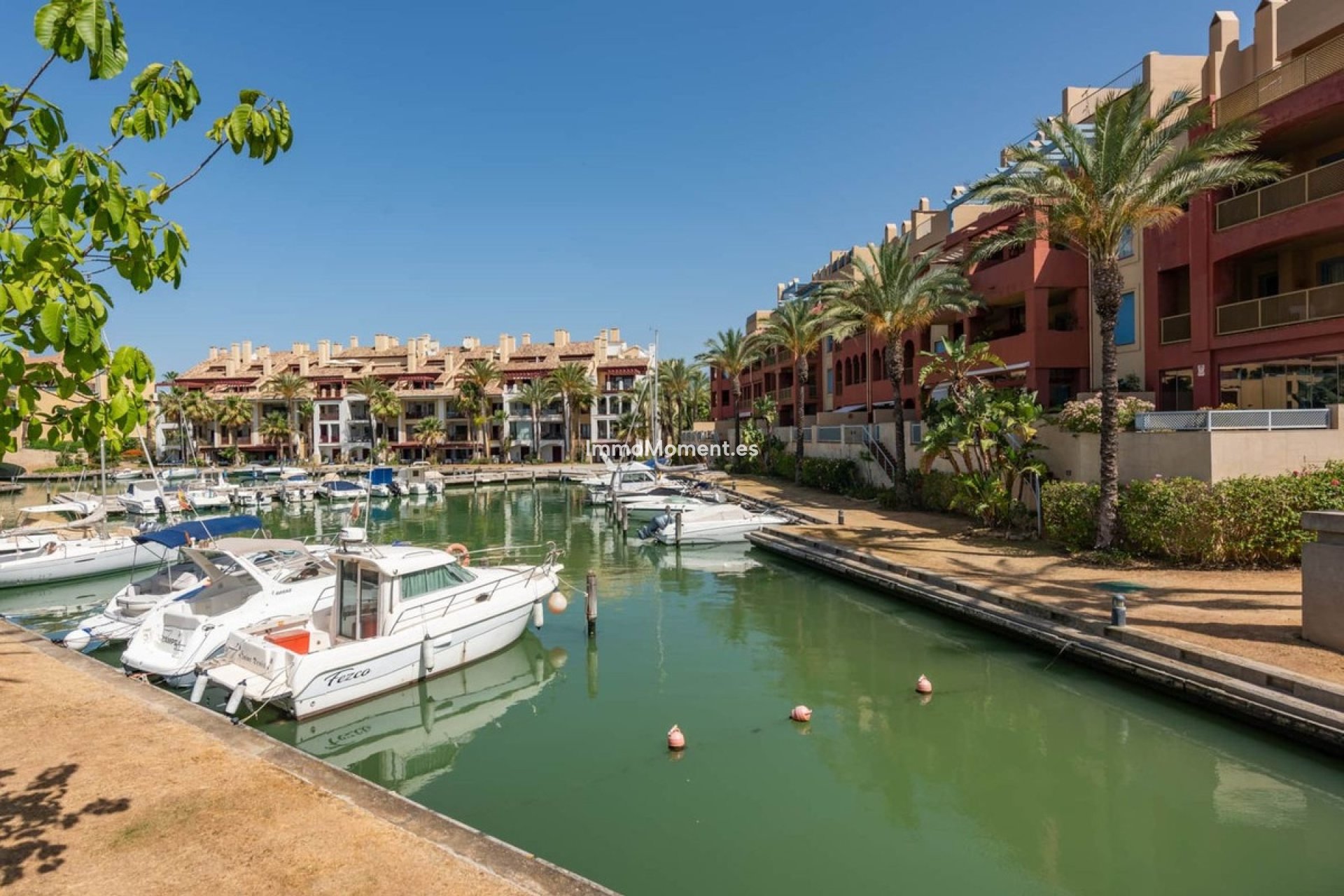 Resale - Apartment - Sotogrande - Sotogrande Marina