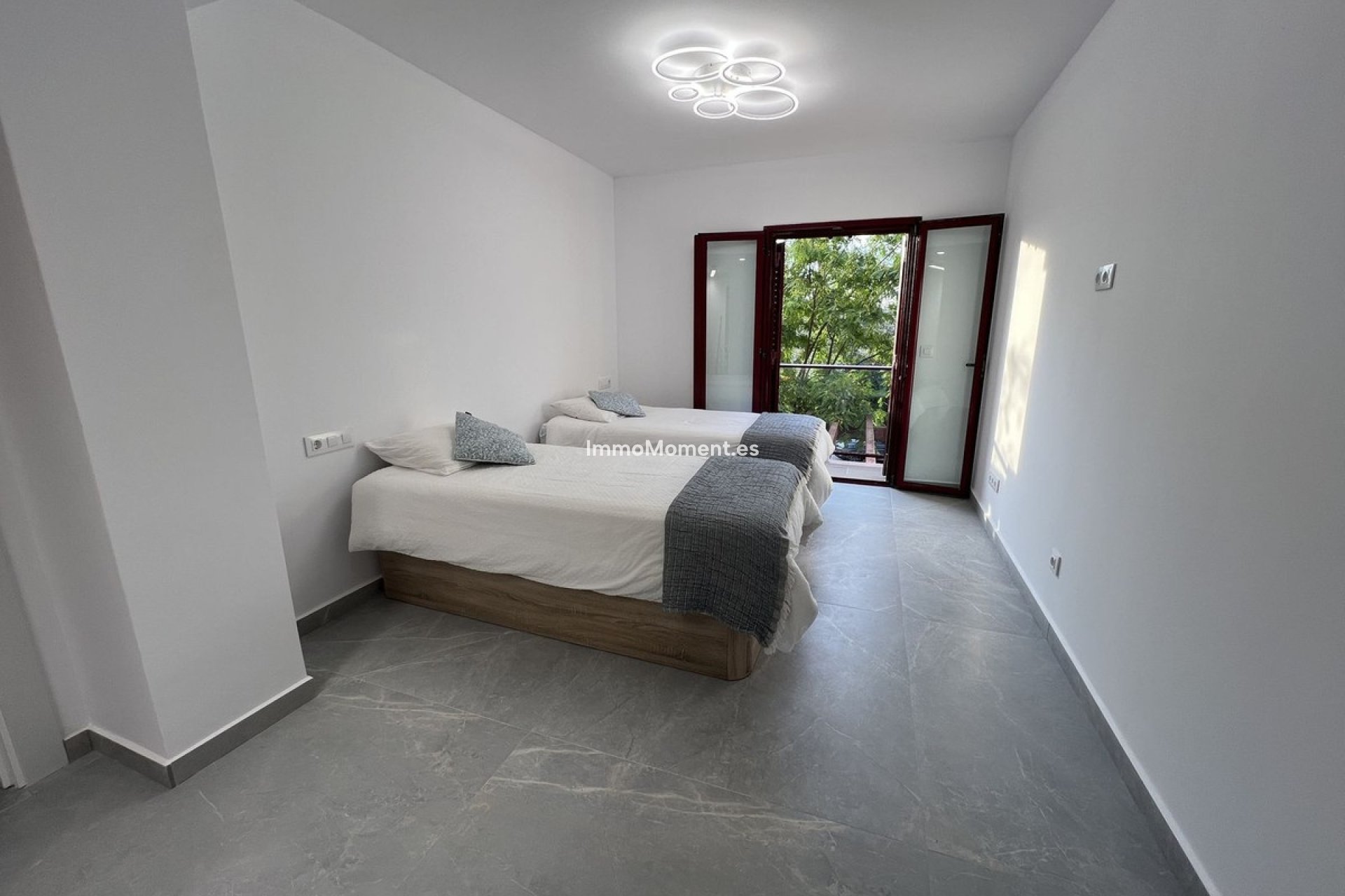 Resale - Apartment - Sotogrande - Sotogrande Marina