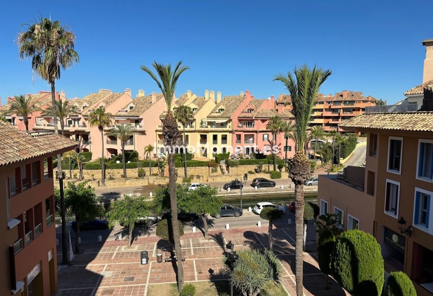 Resale - Apartment - Sotogrande - Sotogrande Puerto