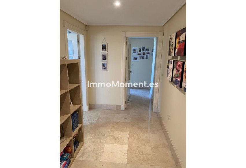 Resale - Apartment - Sotogrande