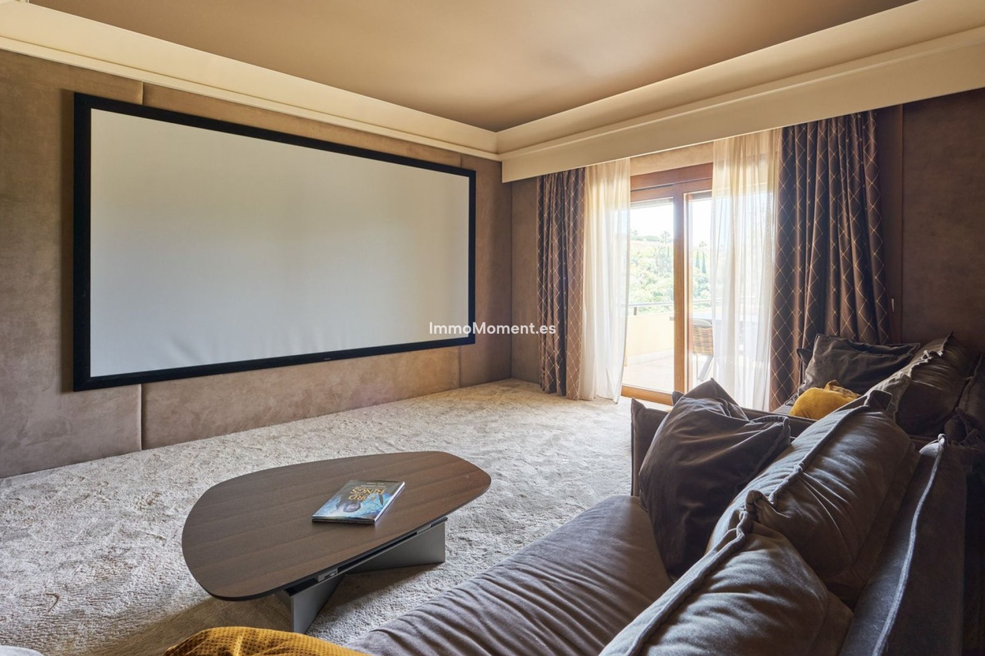 Resale - Apartment - Sotogrande