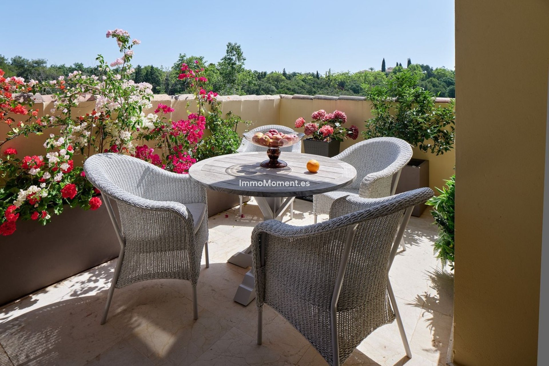 Resale - Apartment - Sotogrande