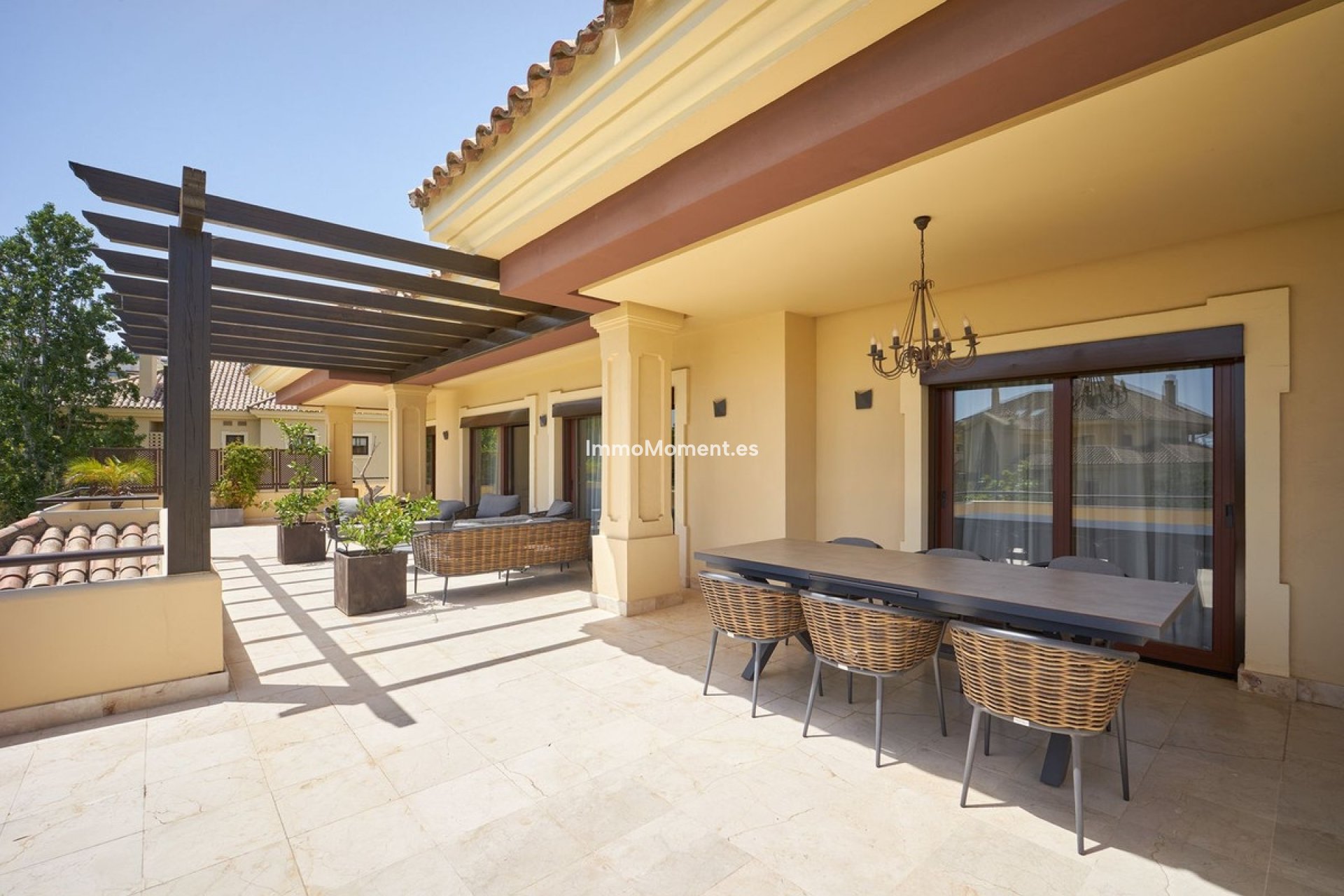 Resale - Apartment - Sotogrande