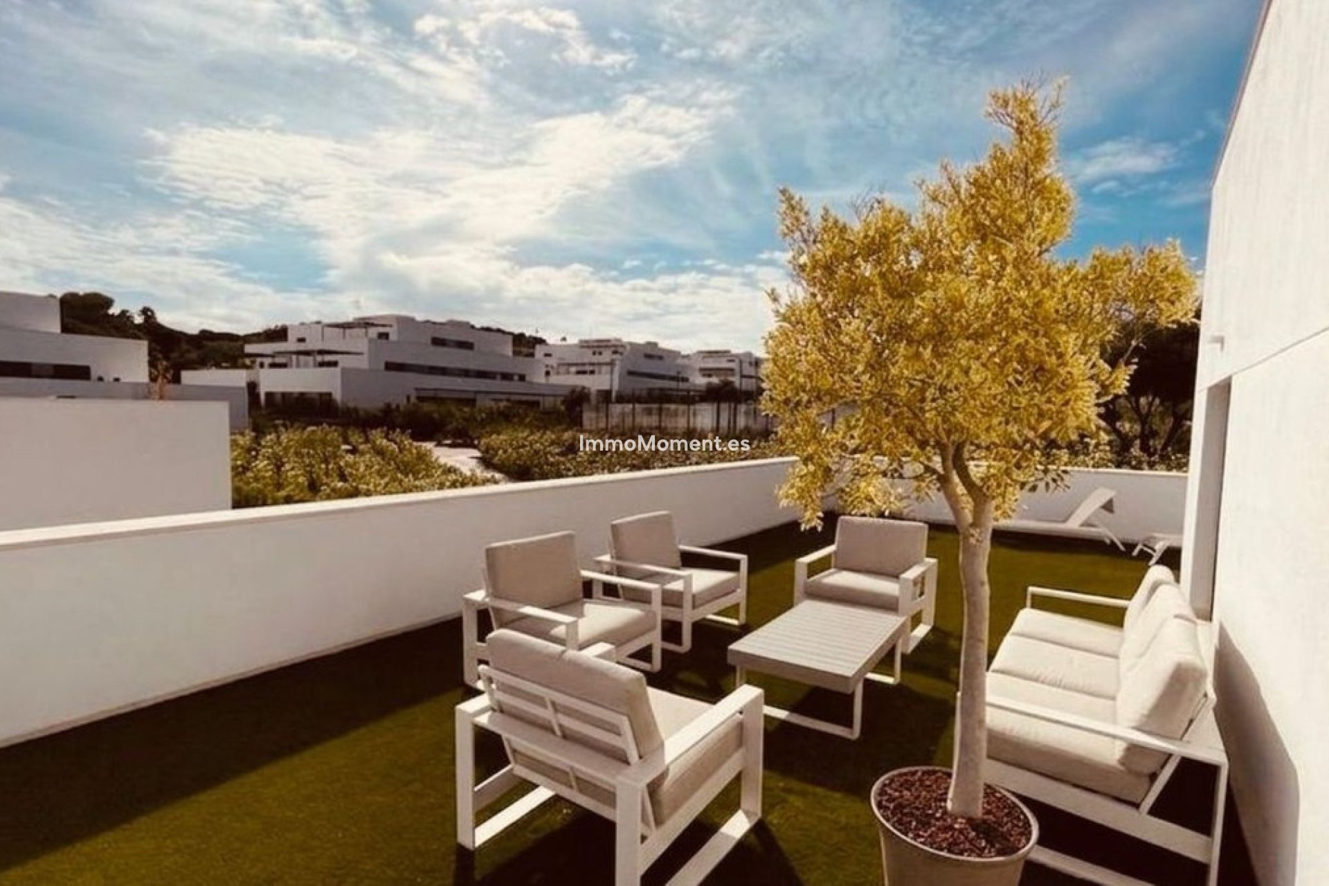 Resale - Apartment - Sotogrande