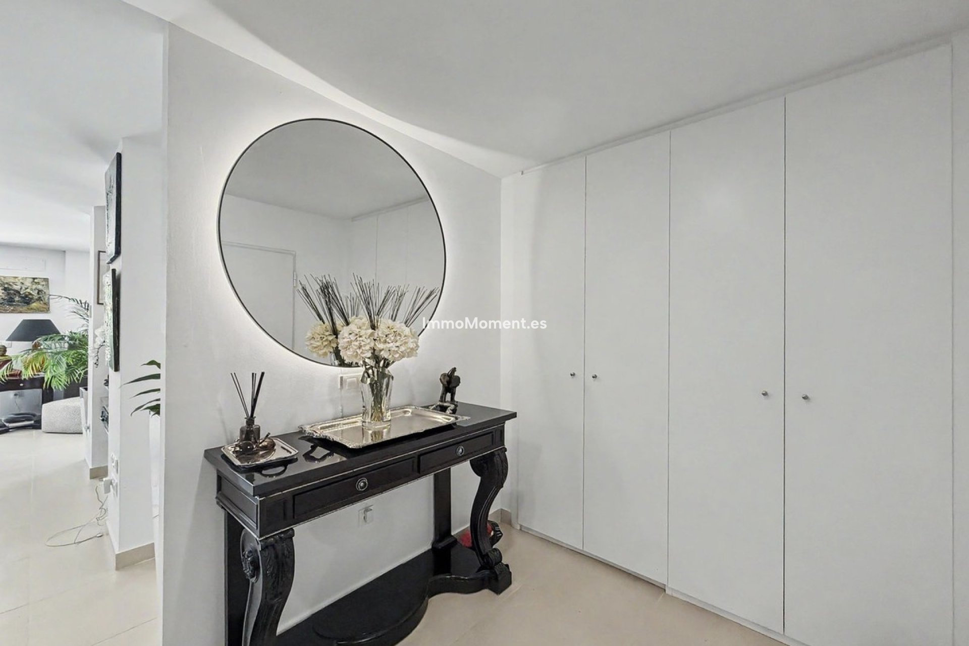 Resale - Apartment - Sotogrande