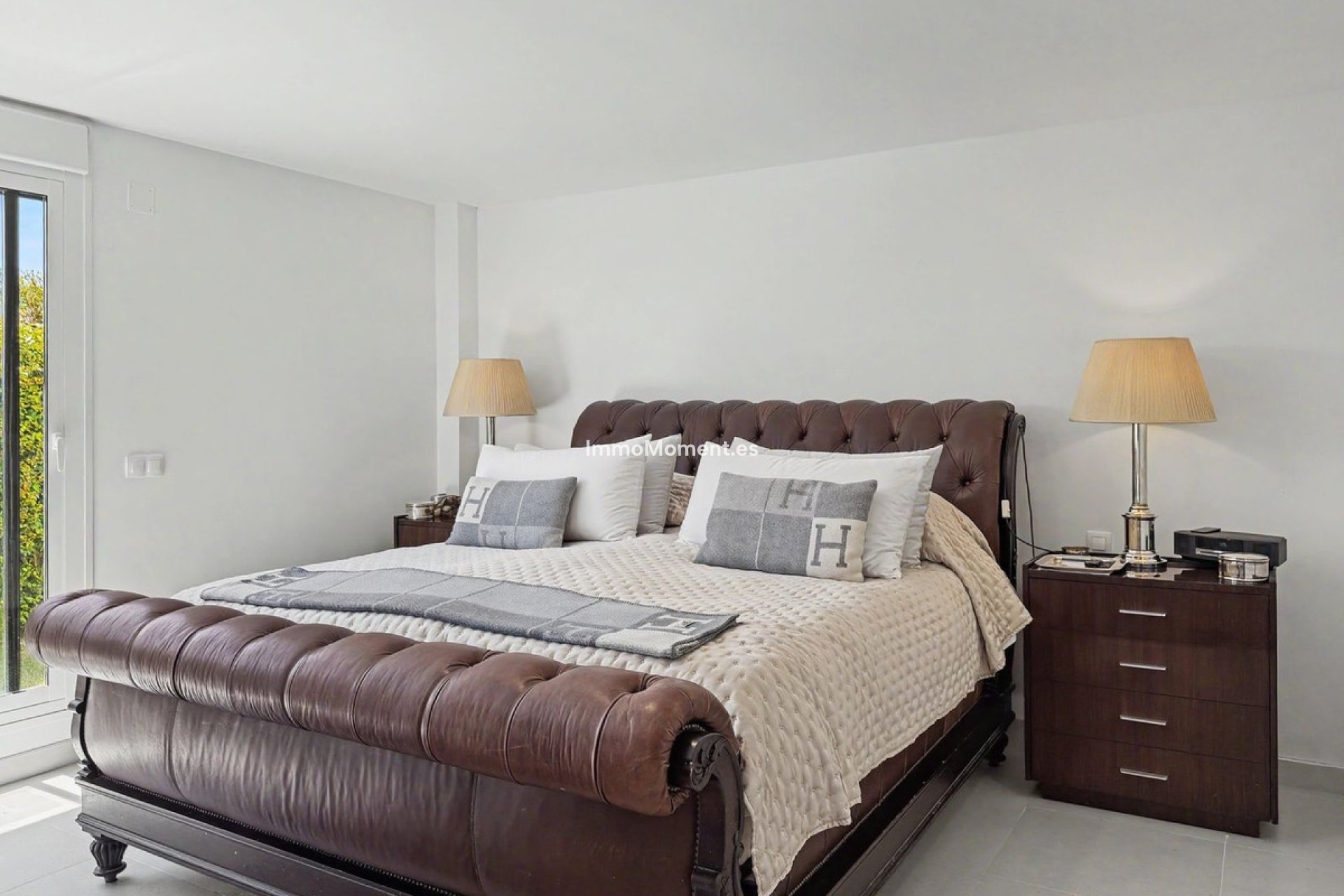 Resale - Apartment - Sotogrande