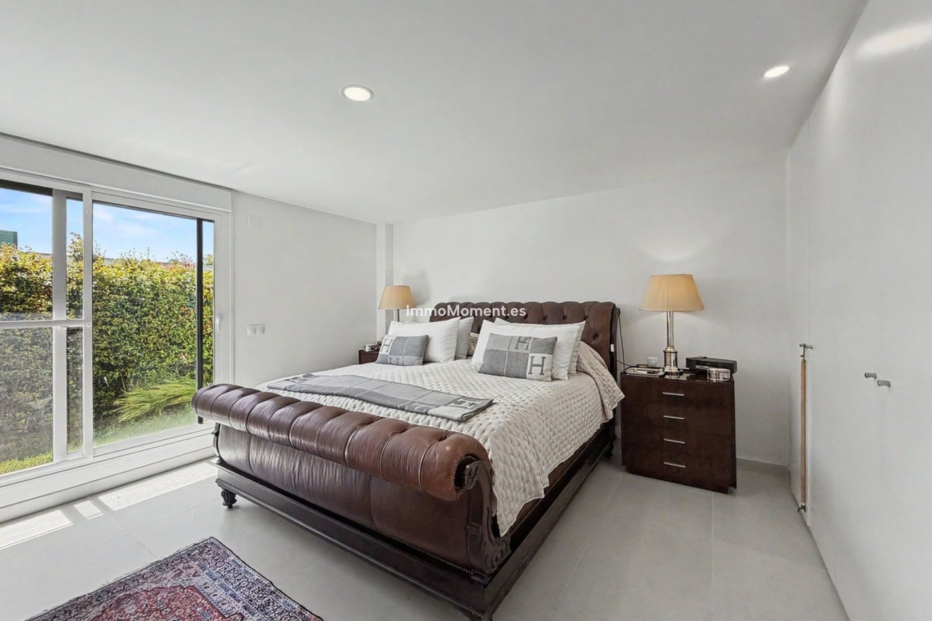 Resale - Apartment - Sotogrande