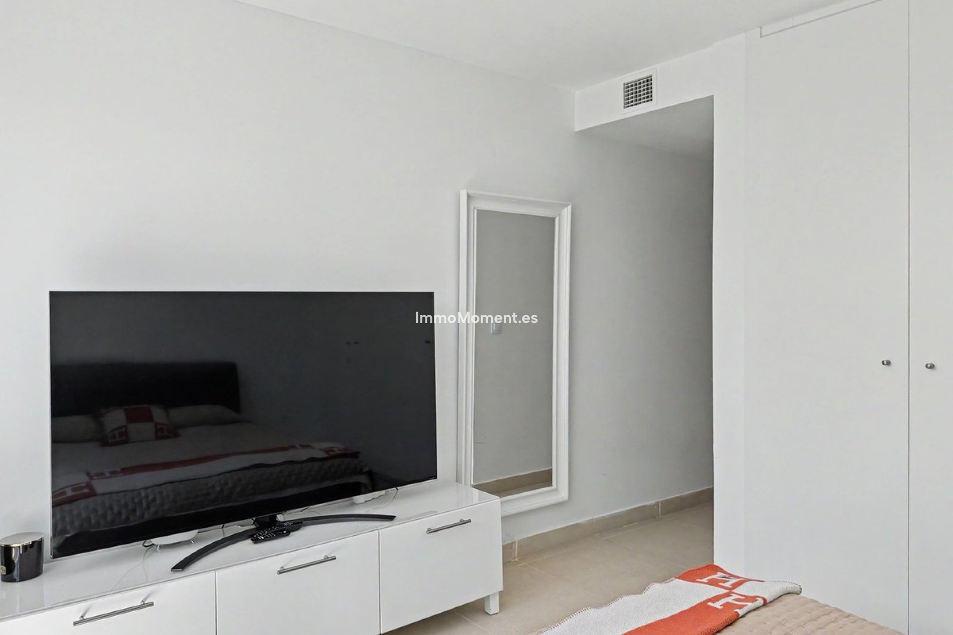 Resale - Apartment - Sotogrande