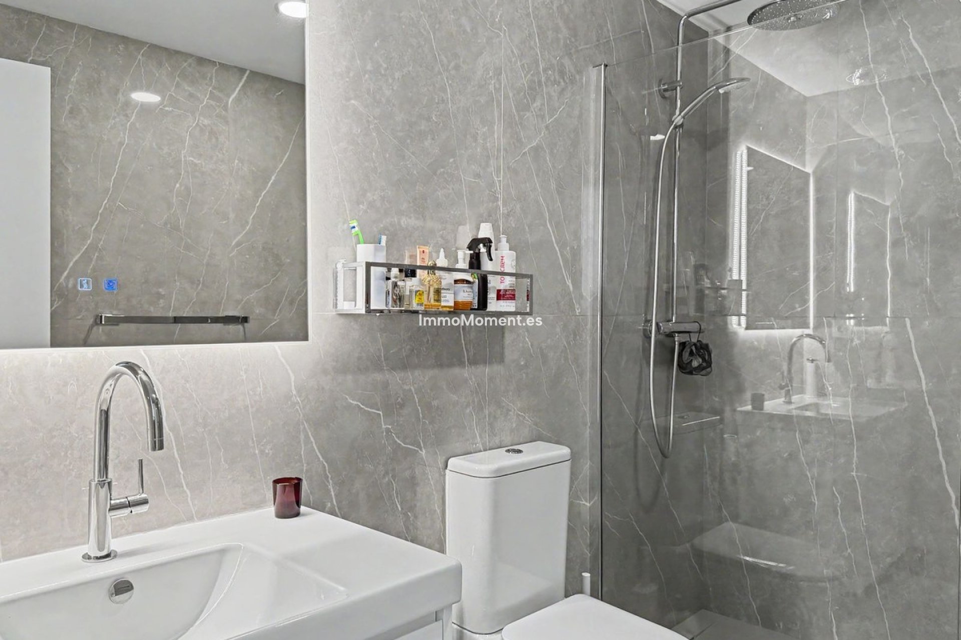 Resale - Apartment - Sotogrande