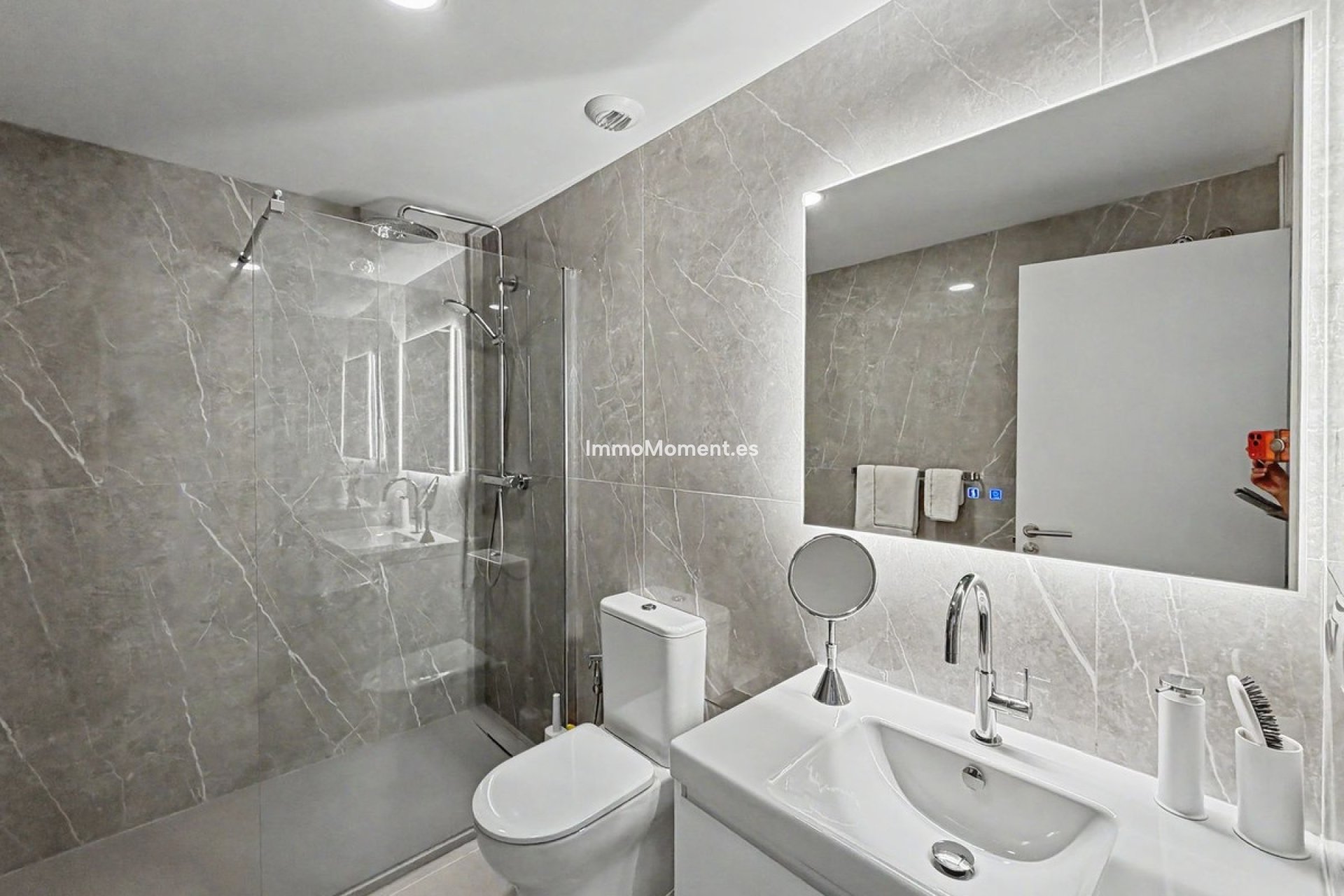Resale - Apartment - Sotogrande