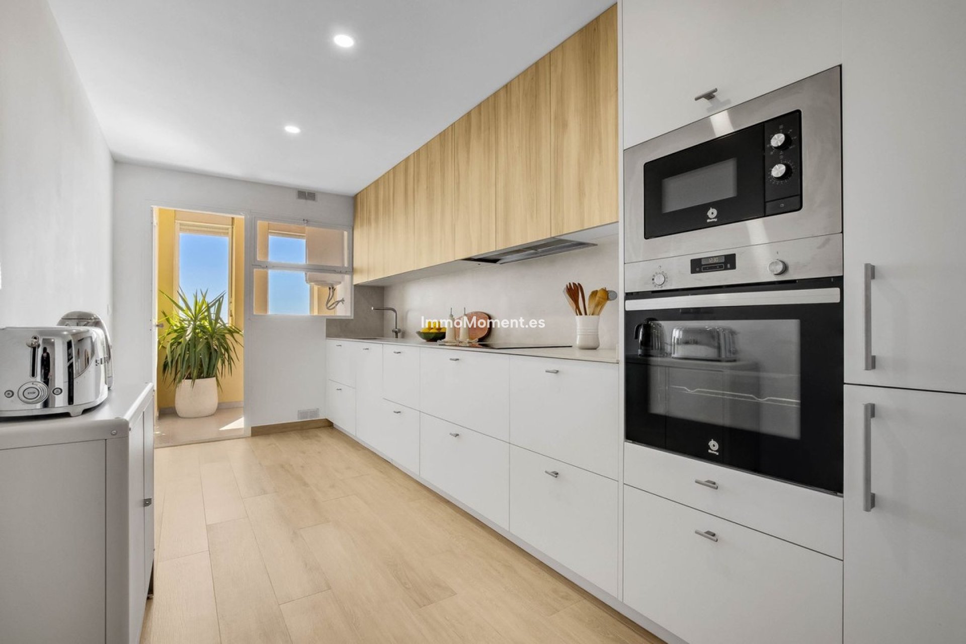 Resale - Apartment - Torremolinos - El Pinillo