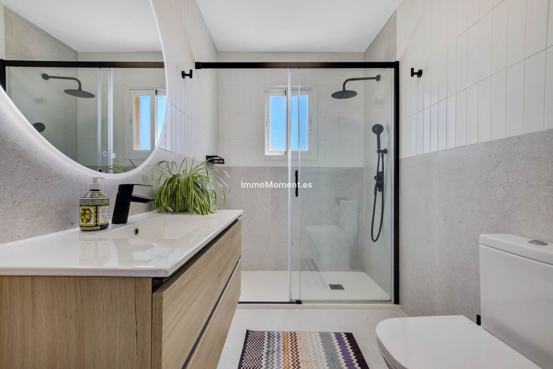 Resale - Apartment - Torremolinos - El Pinillo