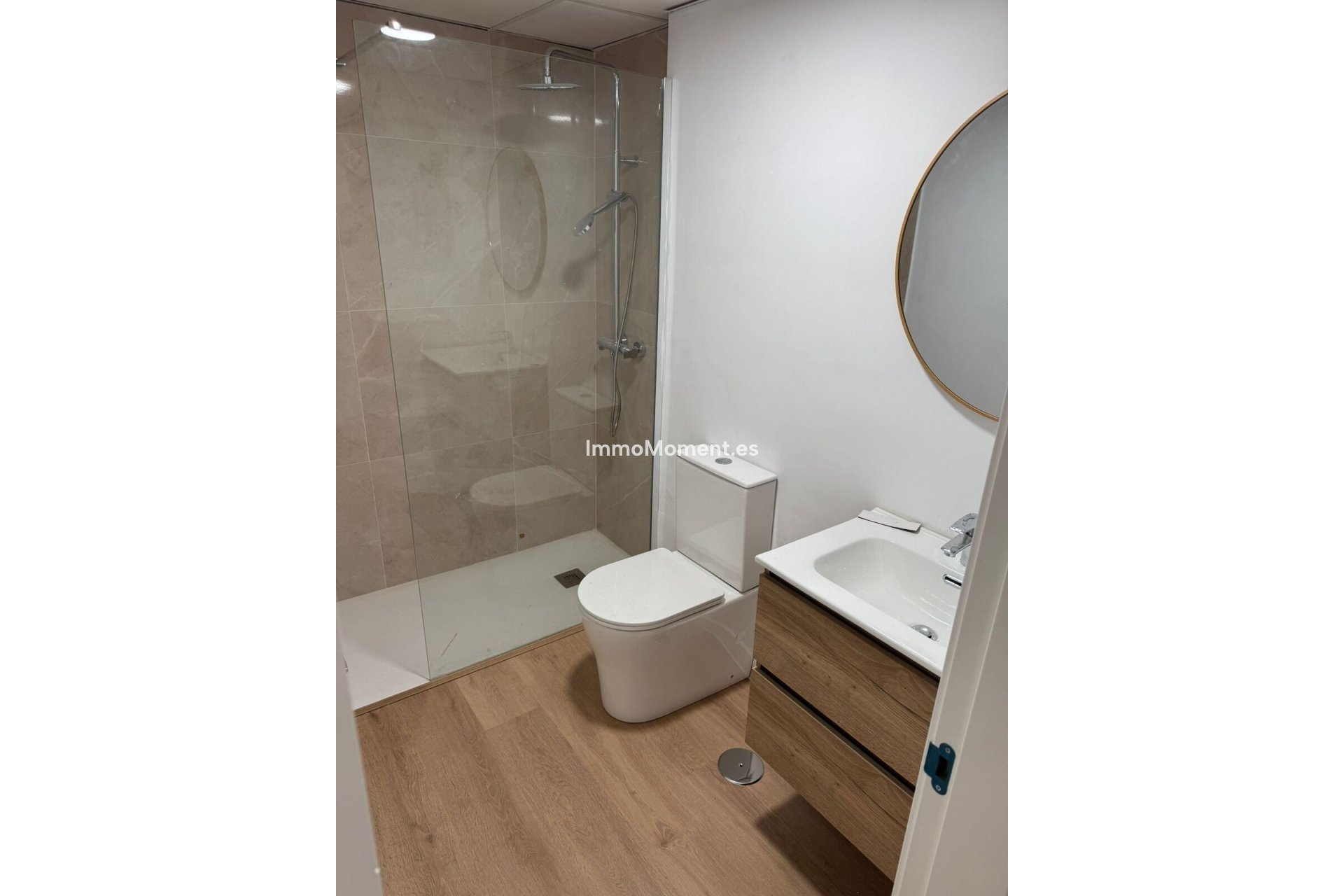 Resale - Apartment - Torremolinos - El Pinillo