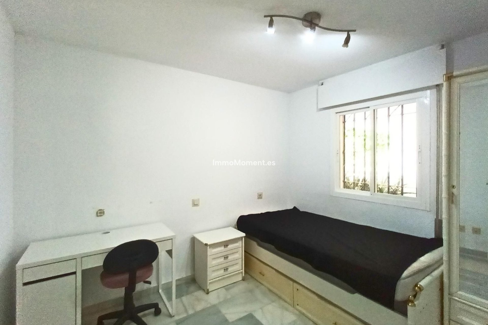 Resale - Apartment - Torremolinos - El Pinillo