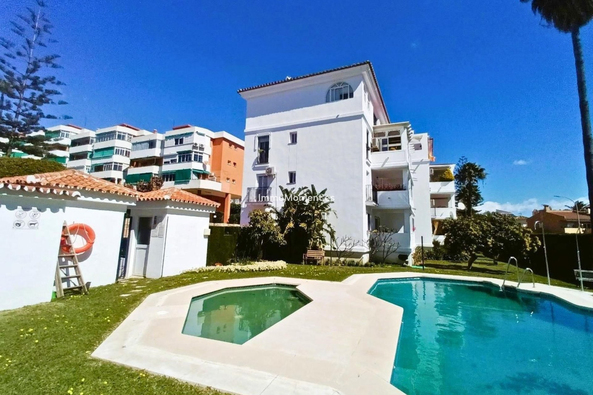 Resale - Apartment - Torremolinos - El Pinillo