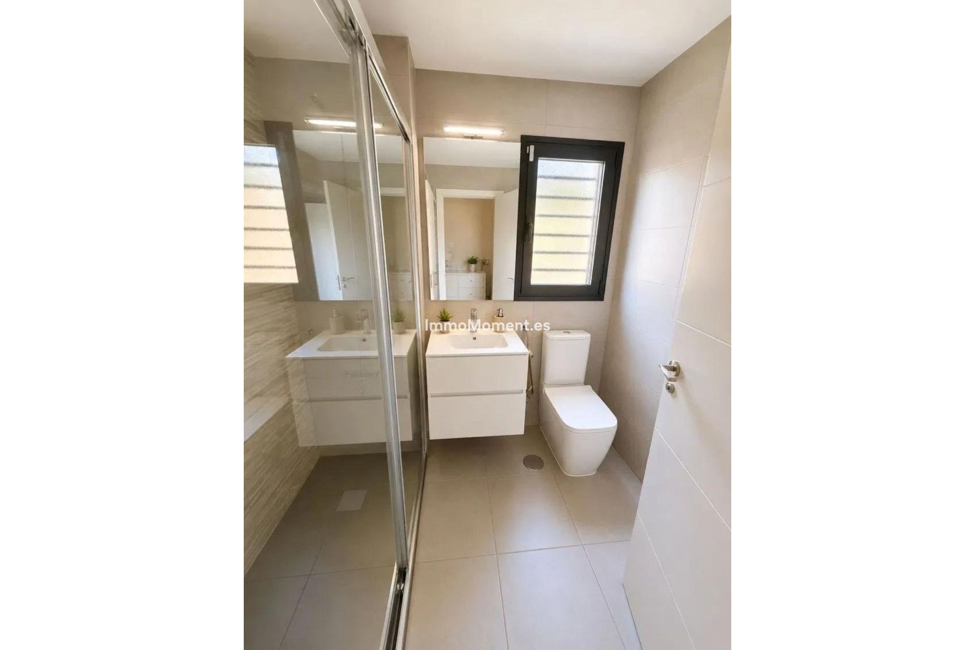 Resale - Apartment - Torremolinos - El Pinillo