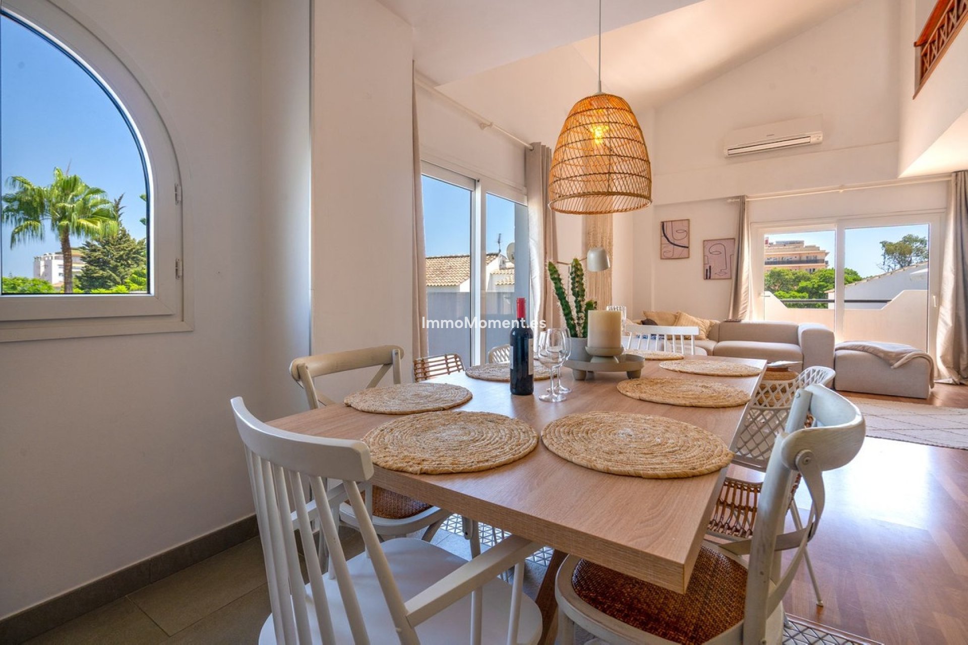 Resale - Apartment - Torremolinos - La Carihuela