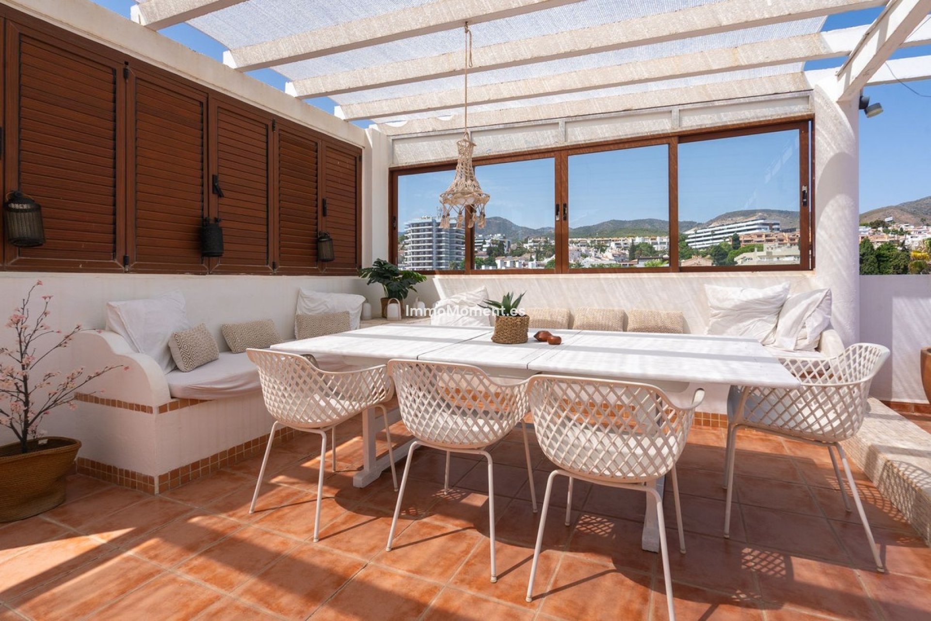 Resale - Apartment - Torremolinos - La Carihuela