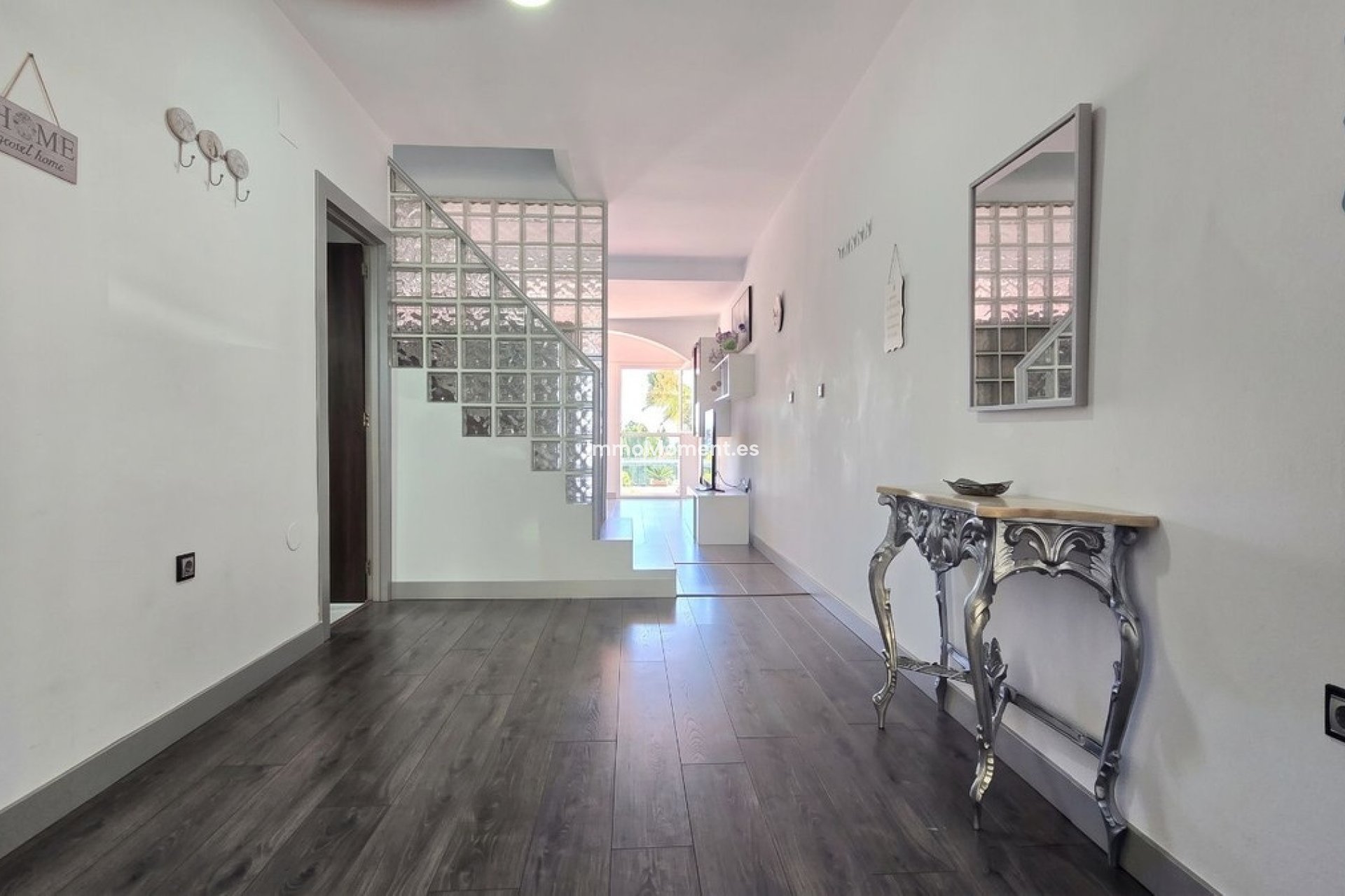 Resale - Apartment - Torremolinos - La Carihuela