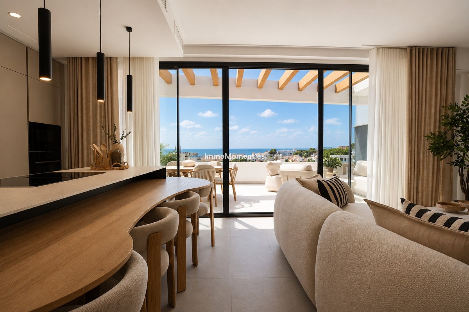 Resale - Apartment - Torremolinos - La Carihuela
