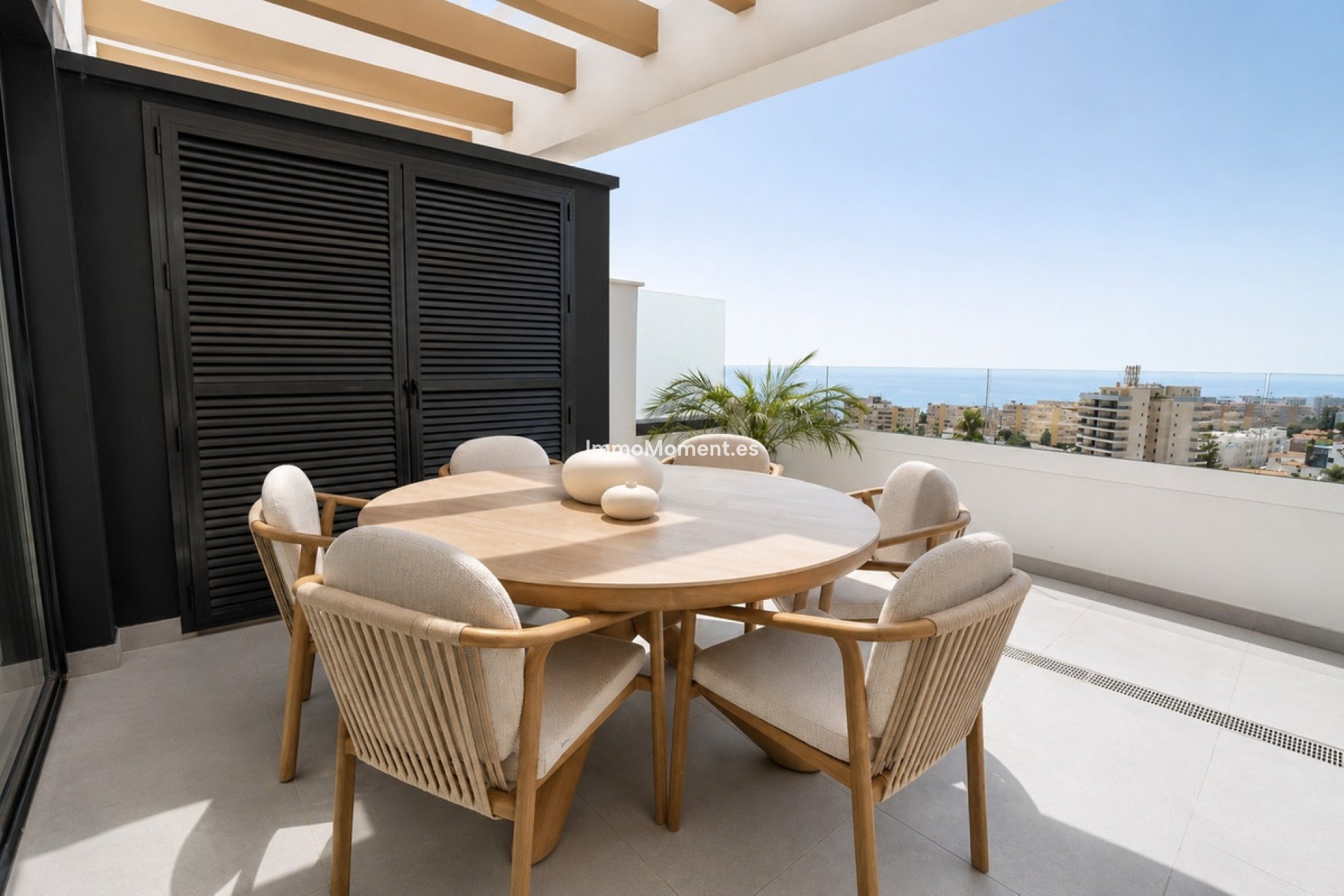 Resale - Apartment - Torremolinos - La Carihuela