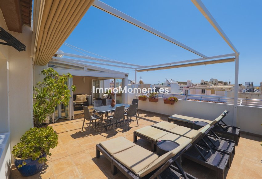 Resale - Apartment - Torremolinos - La Carihuela