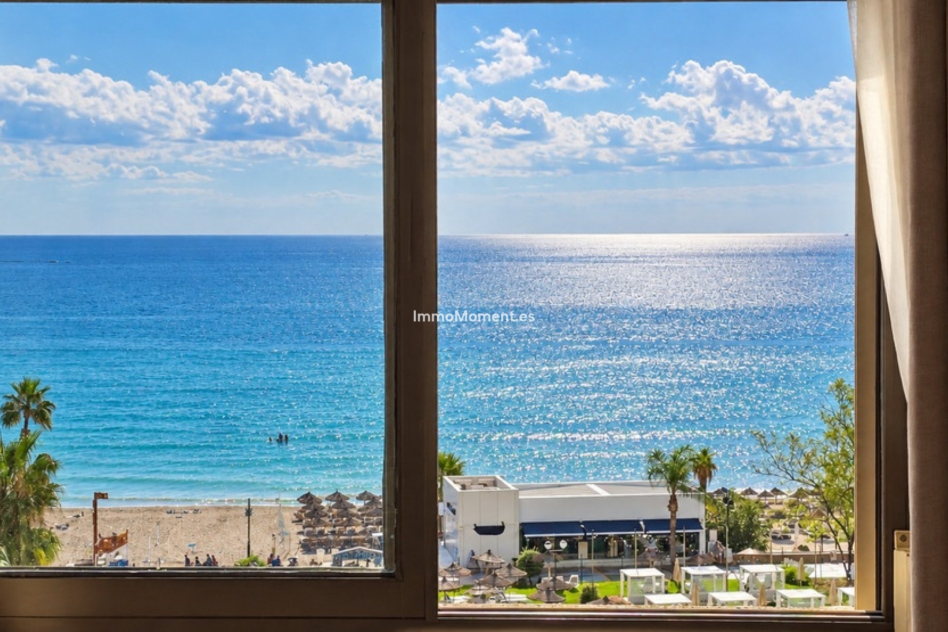 Resale - Apartment - Torremolinos - La Carihuela