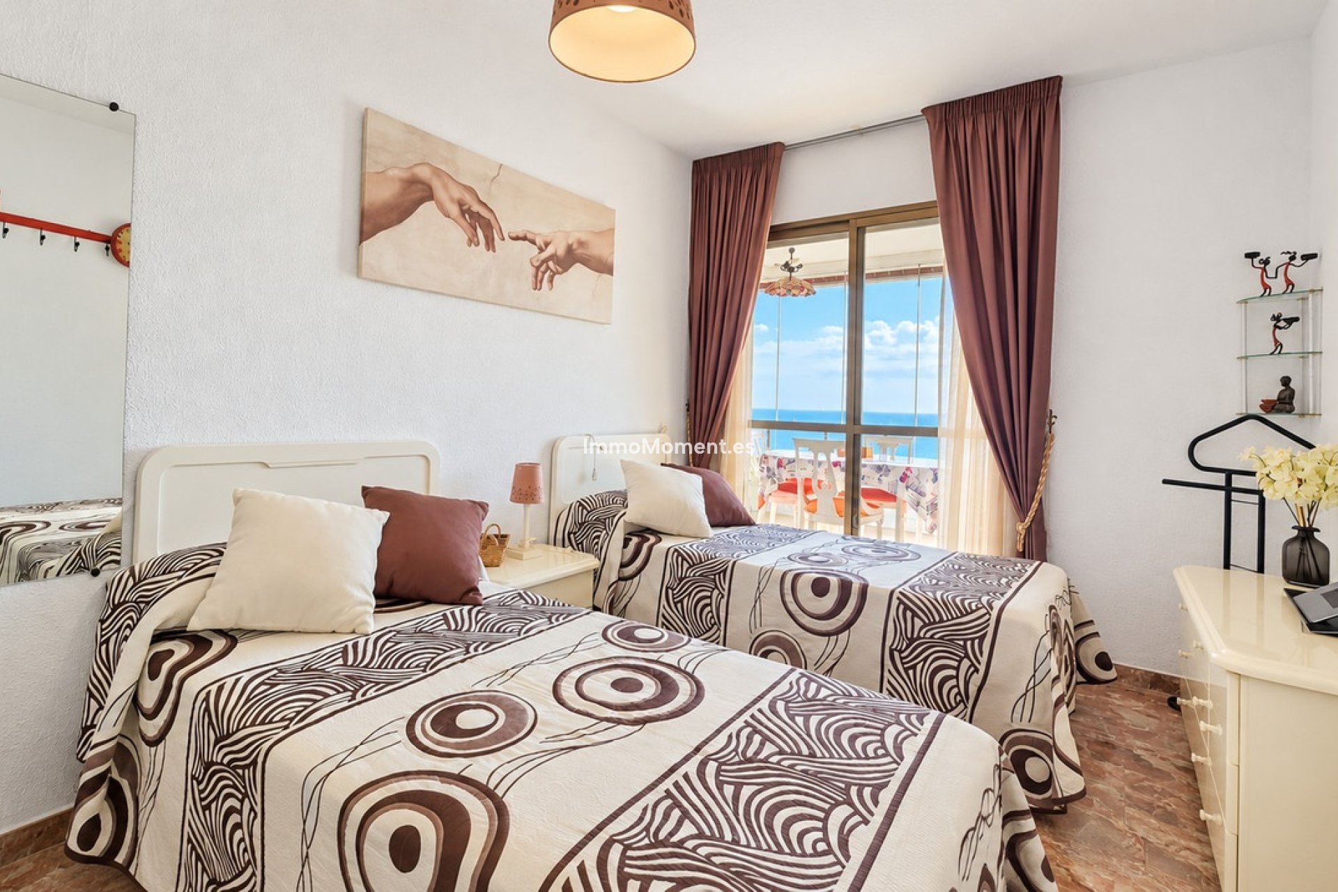 Resale - Apartment - Torremolinos - La Carihuela