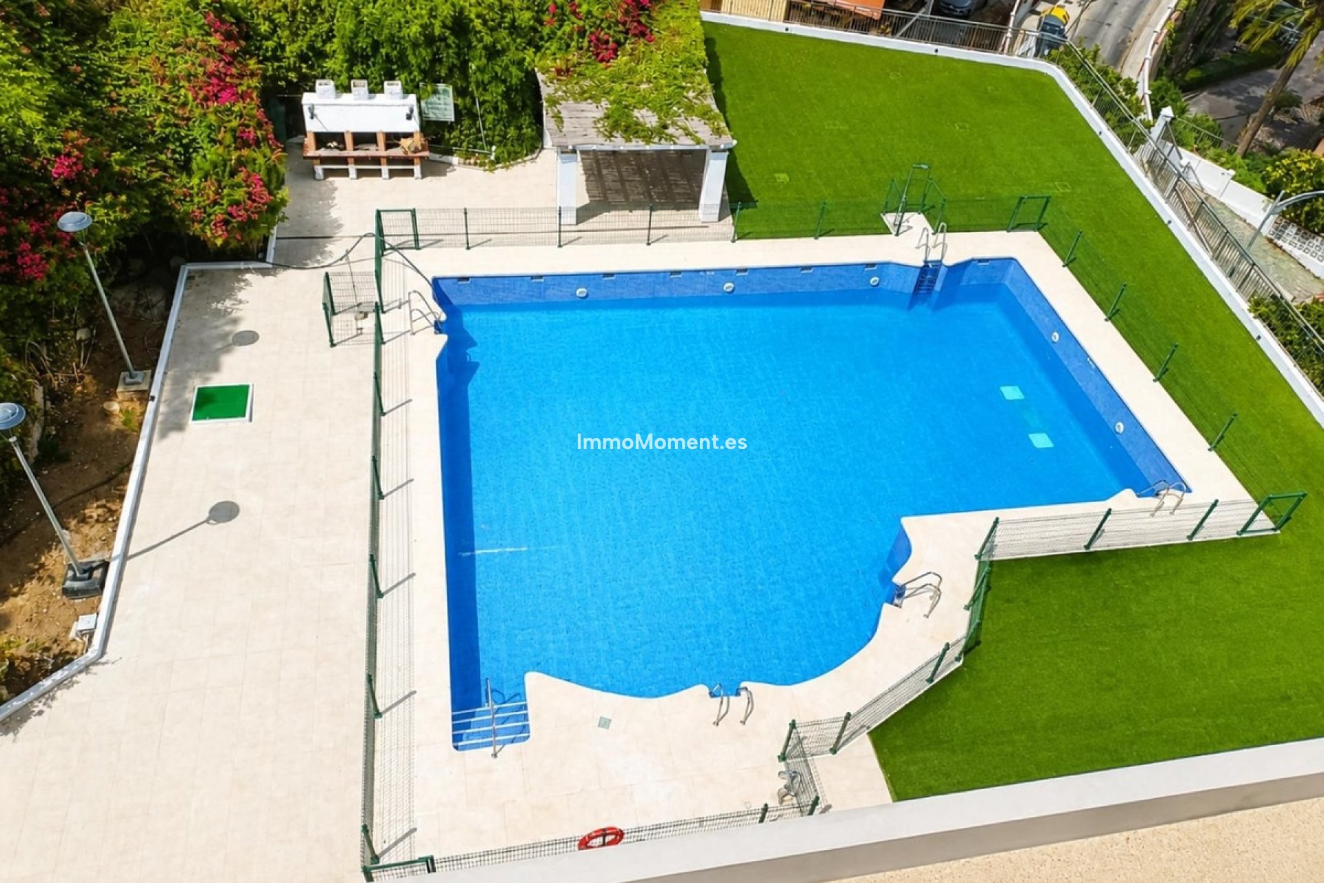 Resale - Apartment - Torremolinos - La Carihuela
