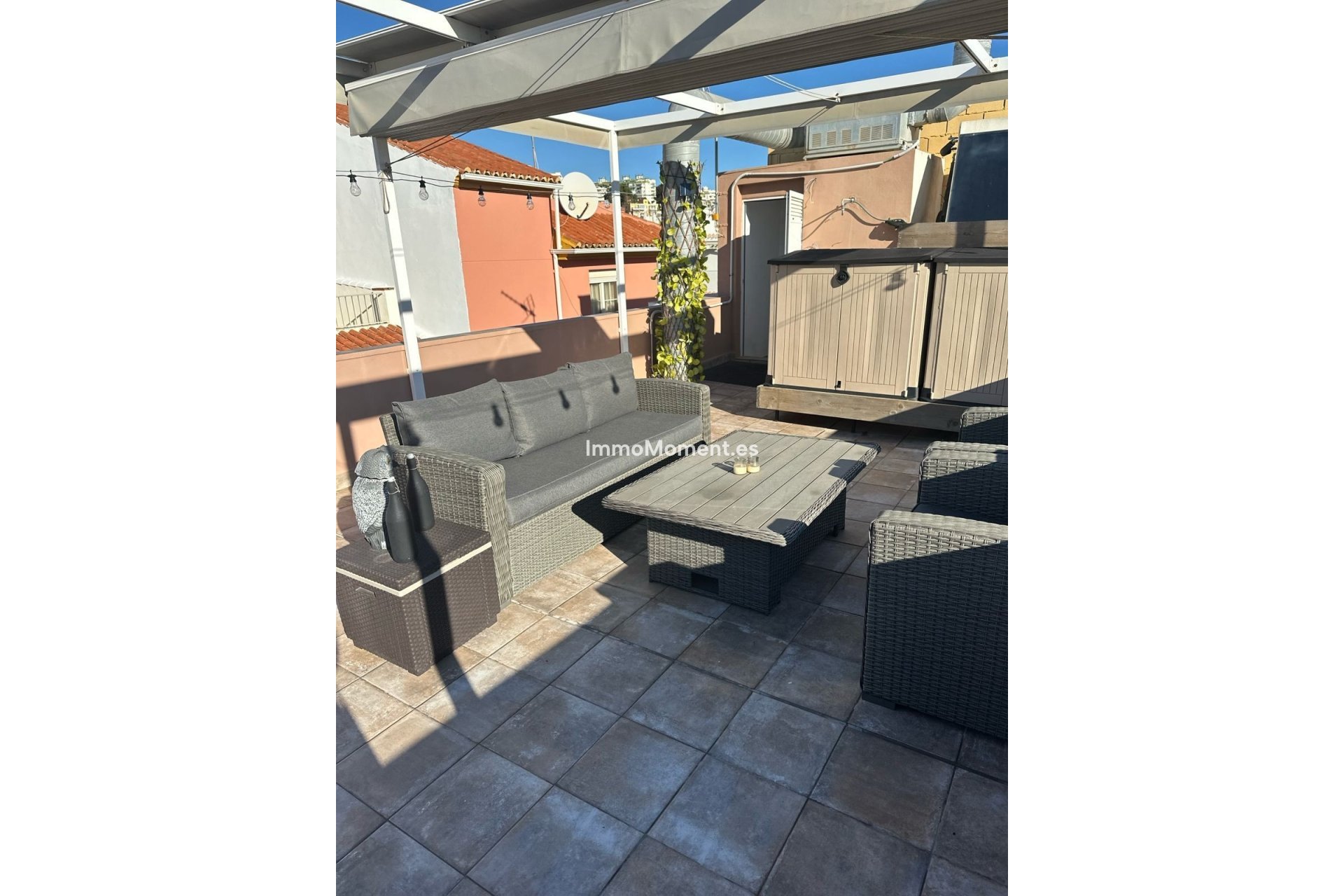 Resale - Apartment - Torremolinos - La Carihuela