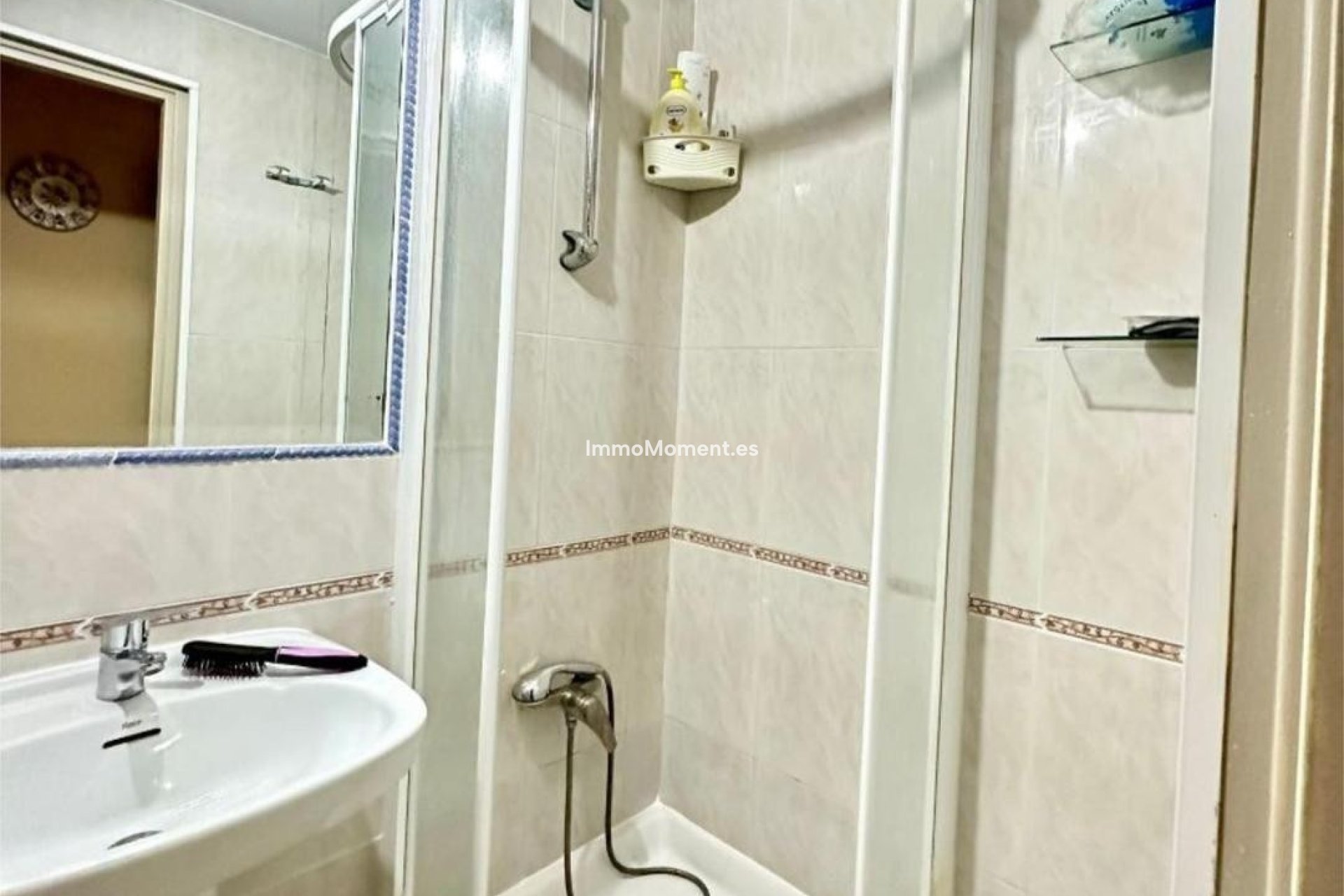 Resale - Apartment - Torremolinos - La Carihuela