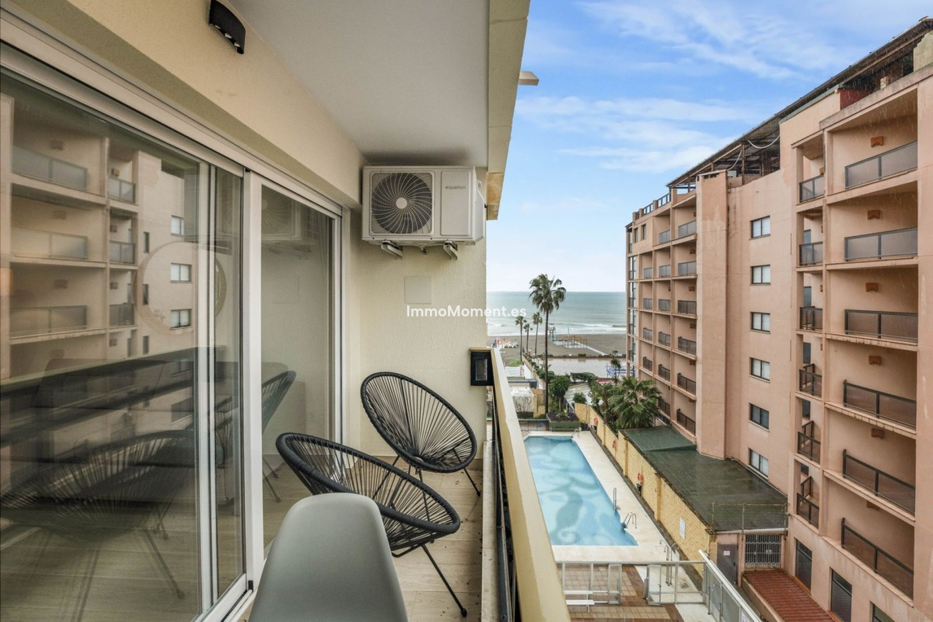 Resale - Apartment - Torremolinos - La Carihuela