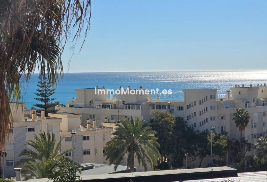 Resale - Apartment - Torremolinos - La Carihuela