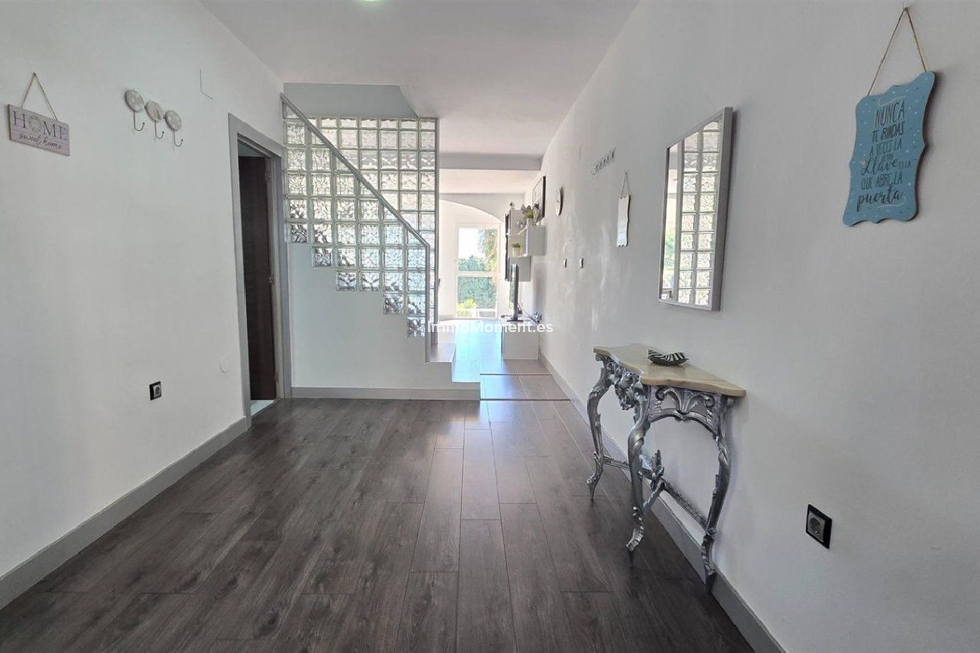 Resale - Apartment - Torremolinos - La Carihuela