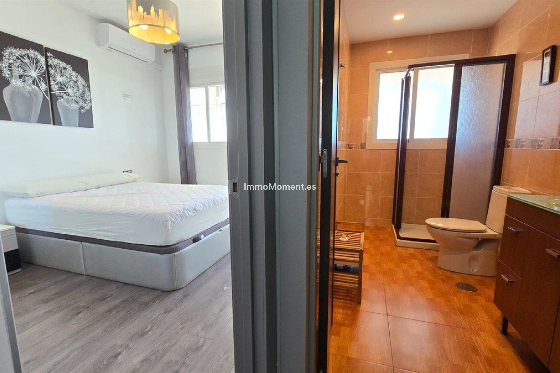 Resale - Apartment - Torremolinos - La Carihuela