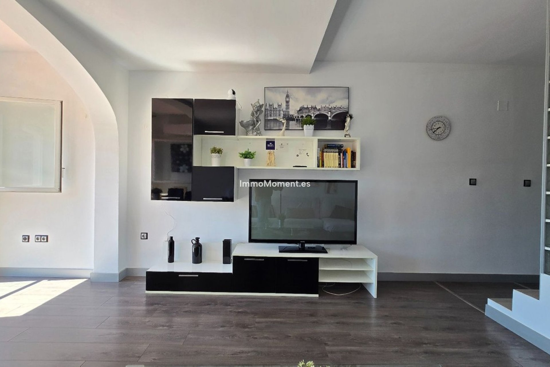 Resale - Apartment - Torremolinos - La Carihuela
