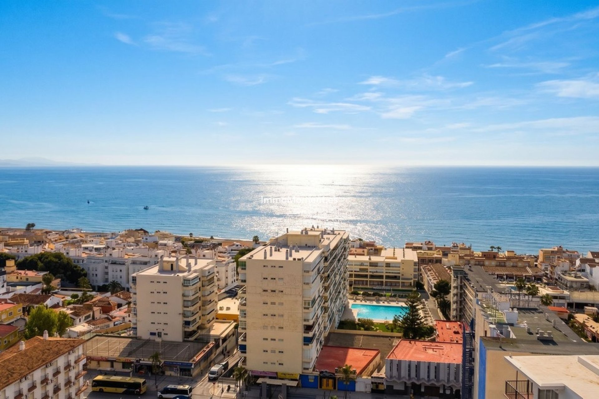 Resale - Apartment - Torremolinos - La Carihuela