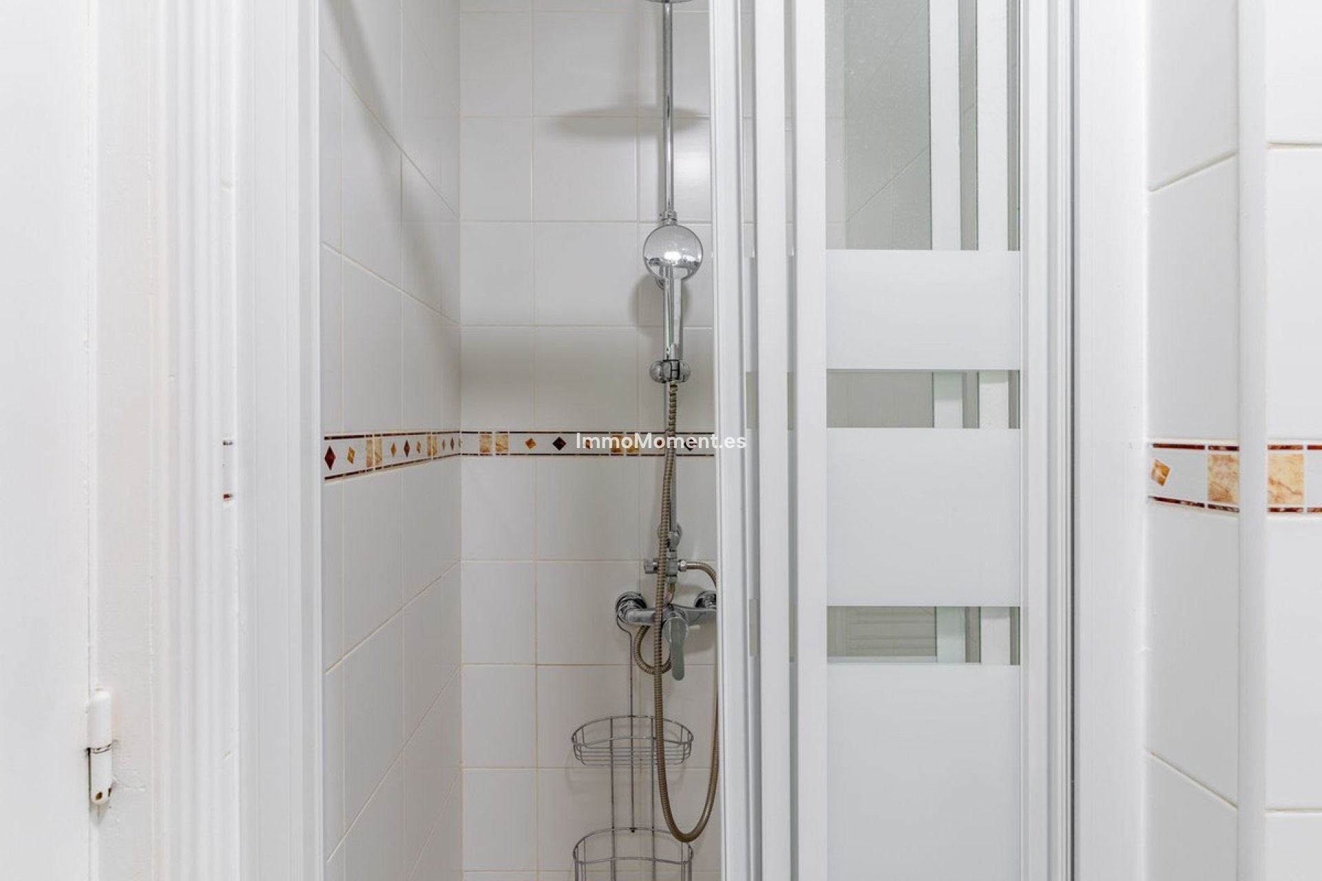 Resale - Apartment - Torremolinos - La Carihuela