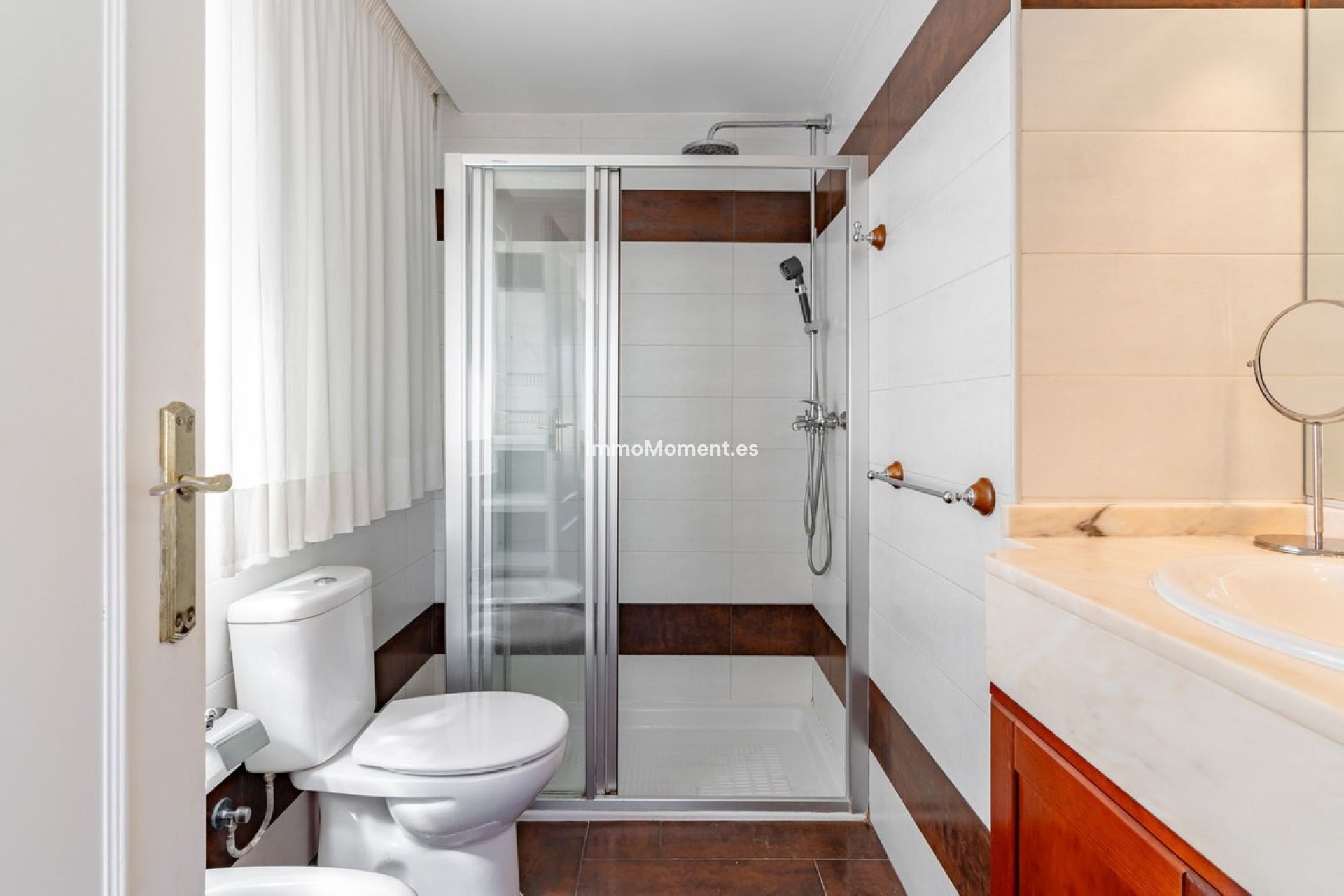 Resale - Apartment - Torremolinos - La Carihuela