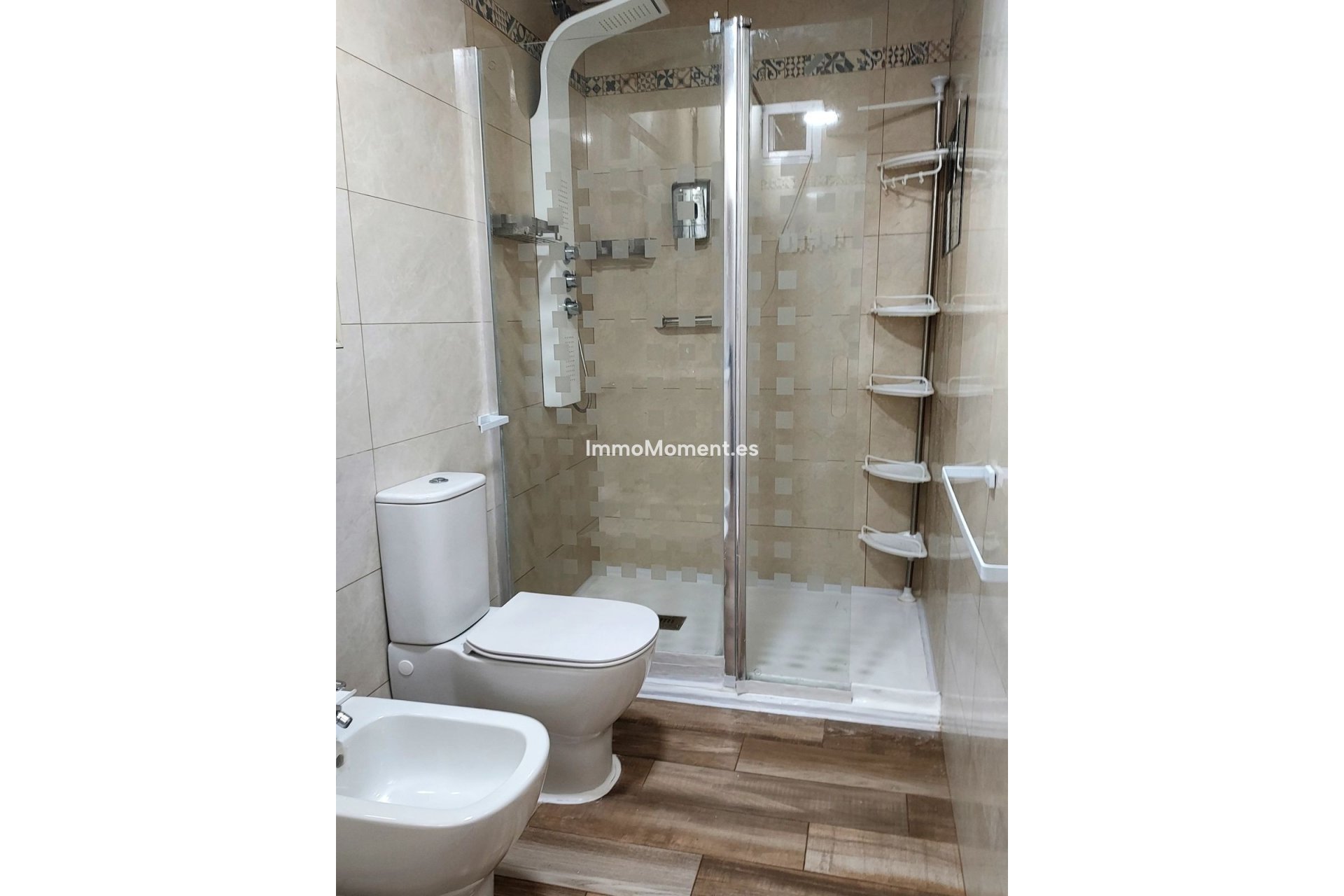 Resale - Apartment - Torremolinos - La Carihuela