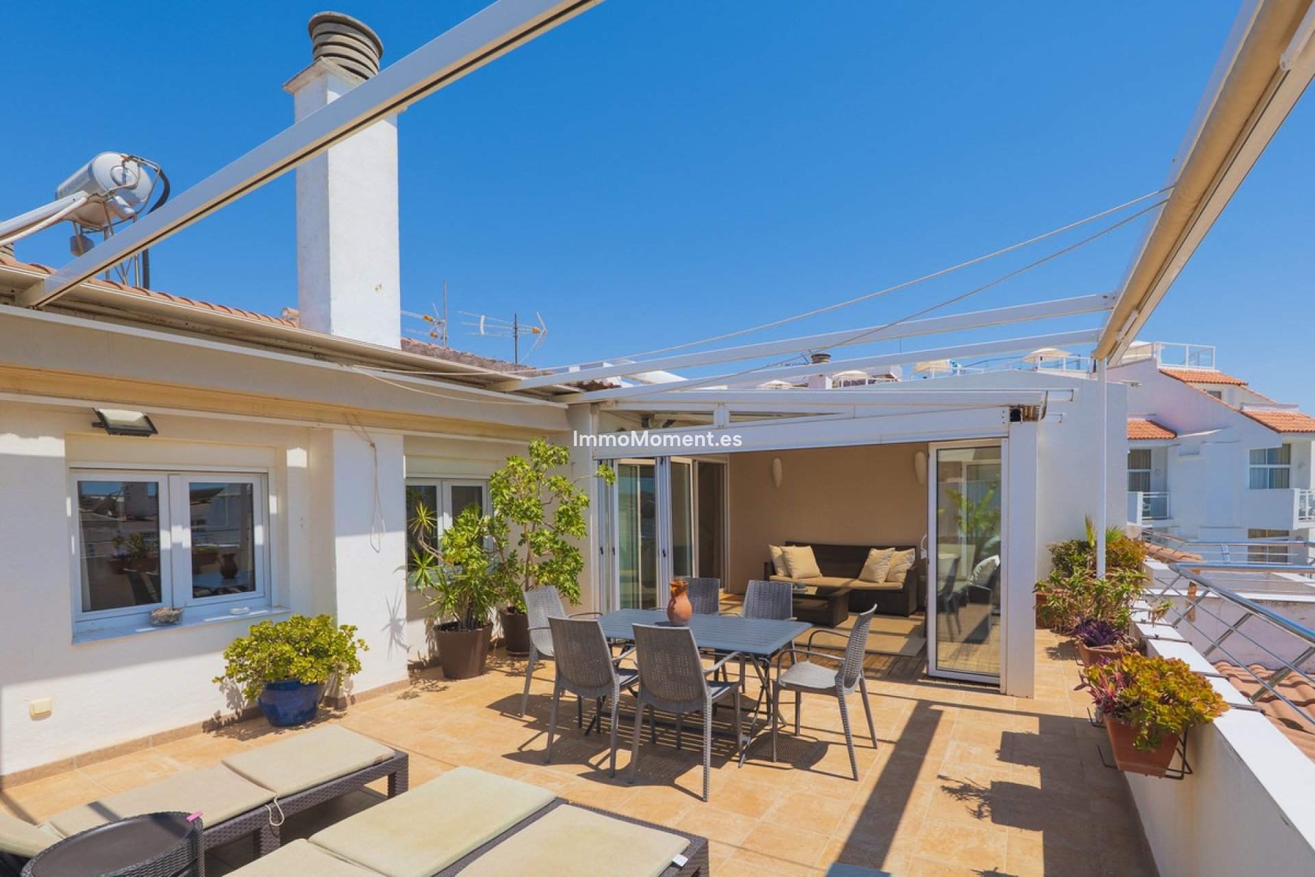 Resale - Apartment - Torremolinos - La Carihuela