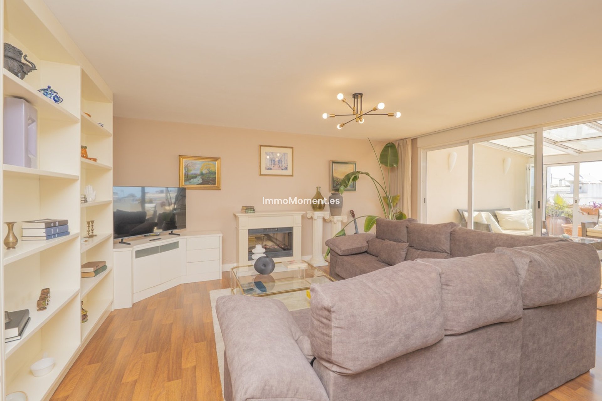 Resale - Apartment - Torremolinos - La Carihuela
