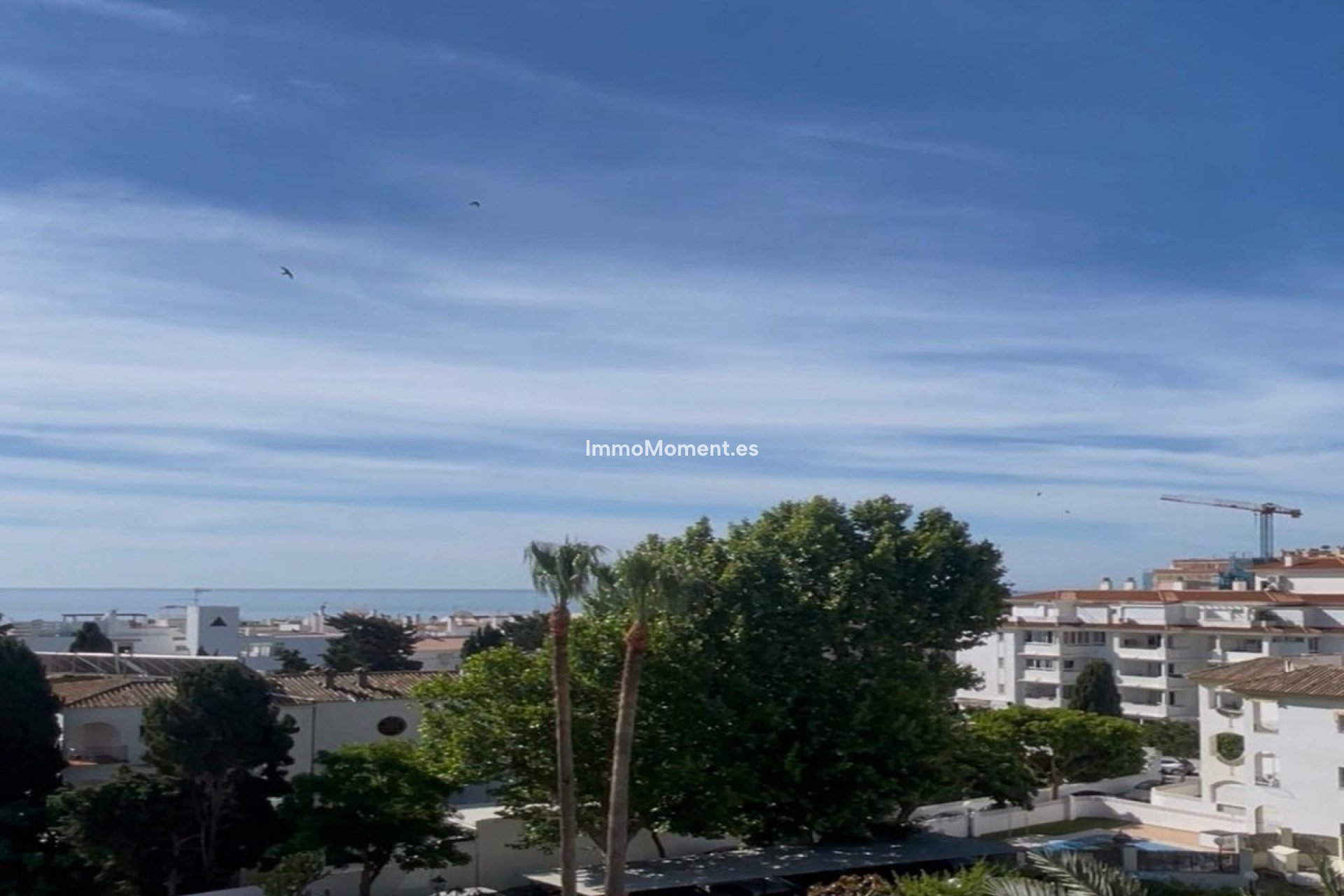 Resale - Apartment - Torremolinos - La Carihuela