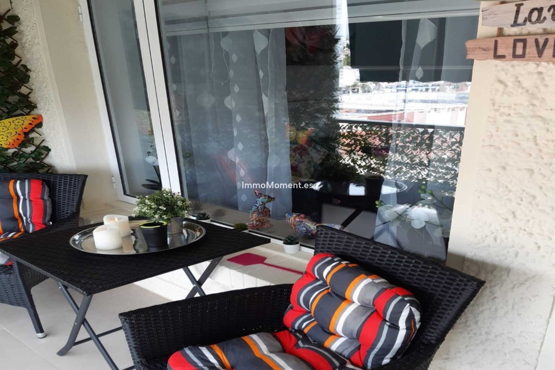 Resale - Apartment - Torremolinos - La Carihuela